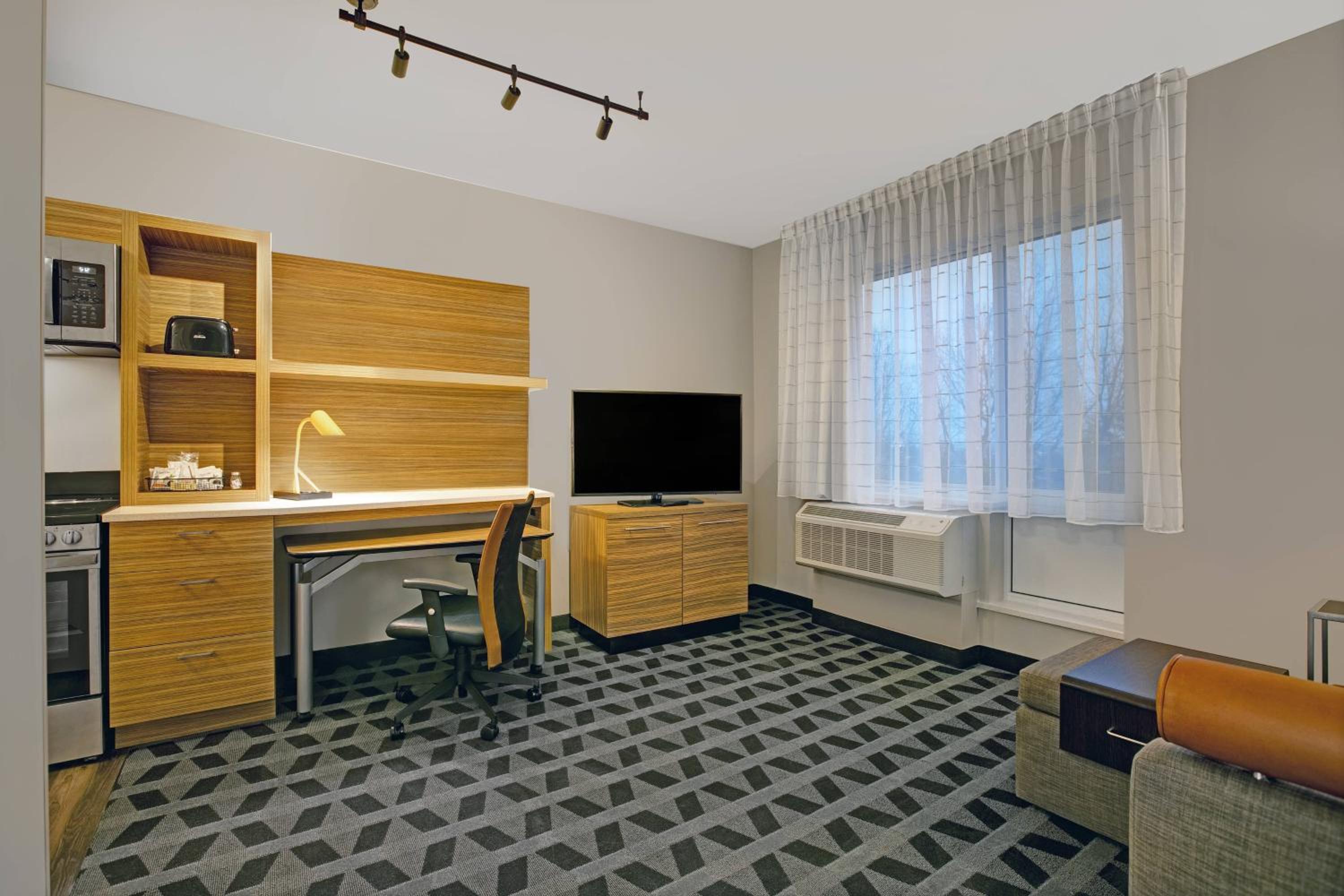 Studio, 1 King, Sofa bed