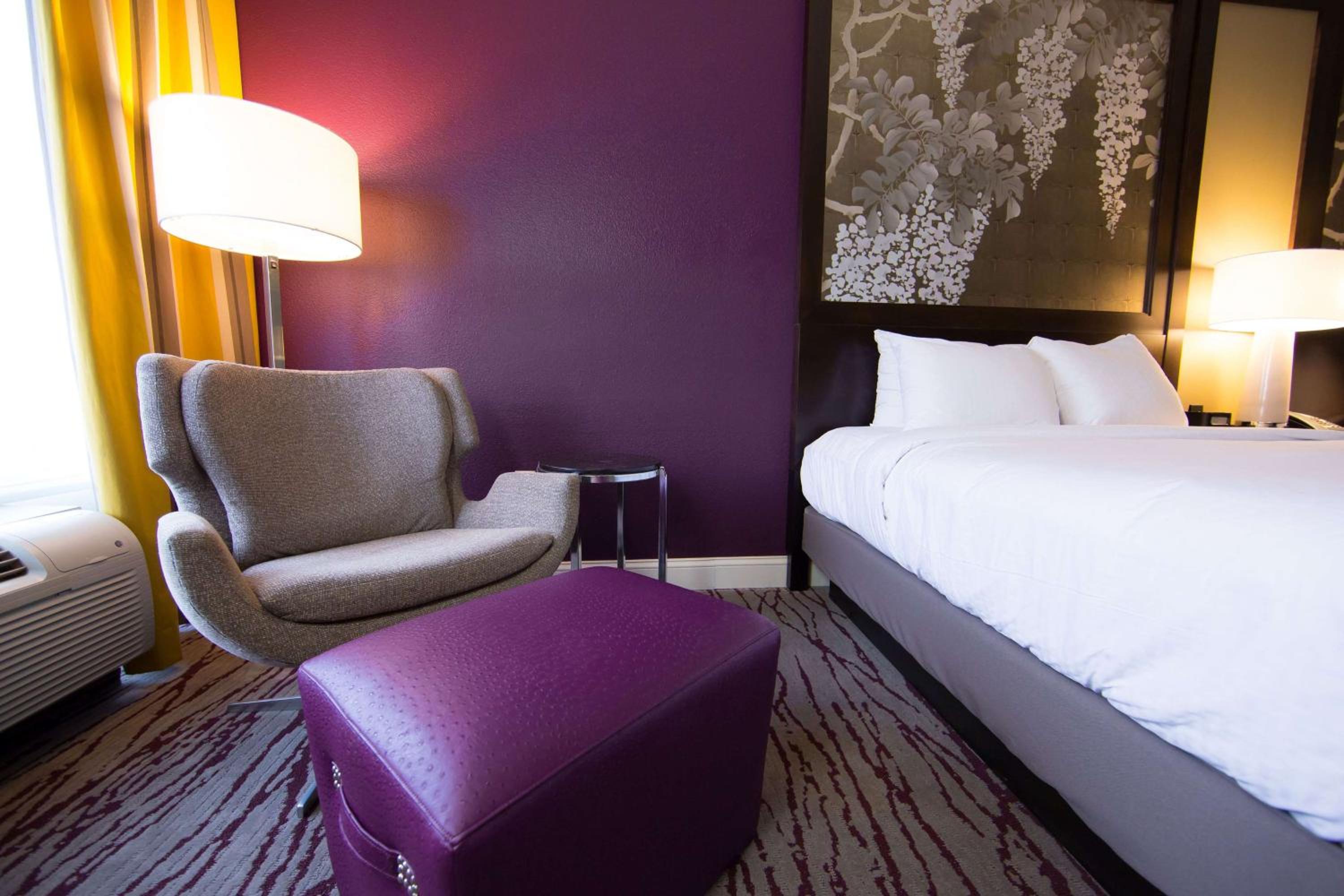 King Room - Non-Smoking