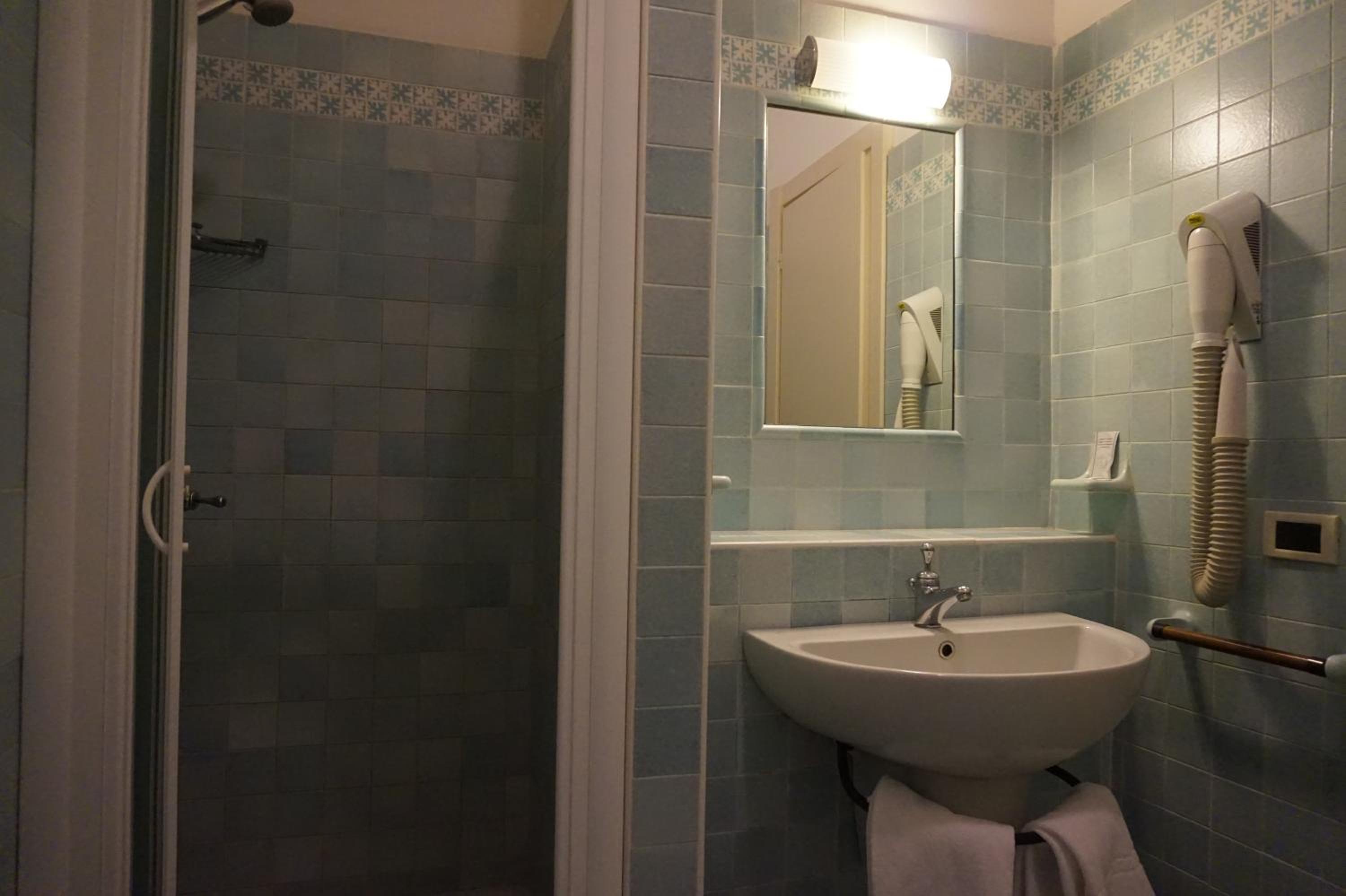 Basic Triple Room