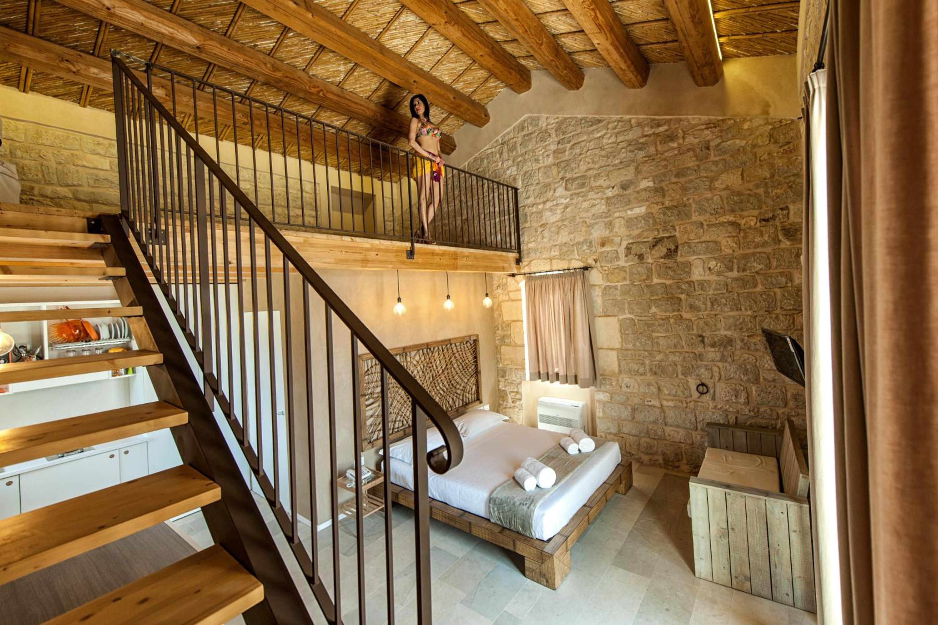 Apartment - Split Level