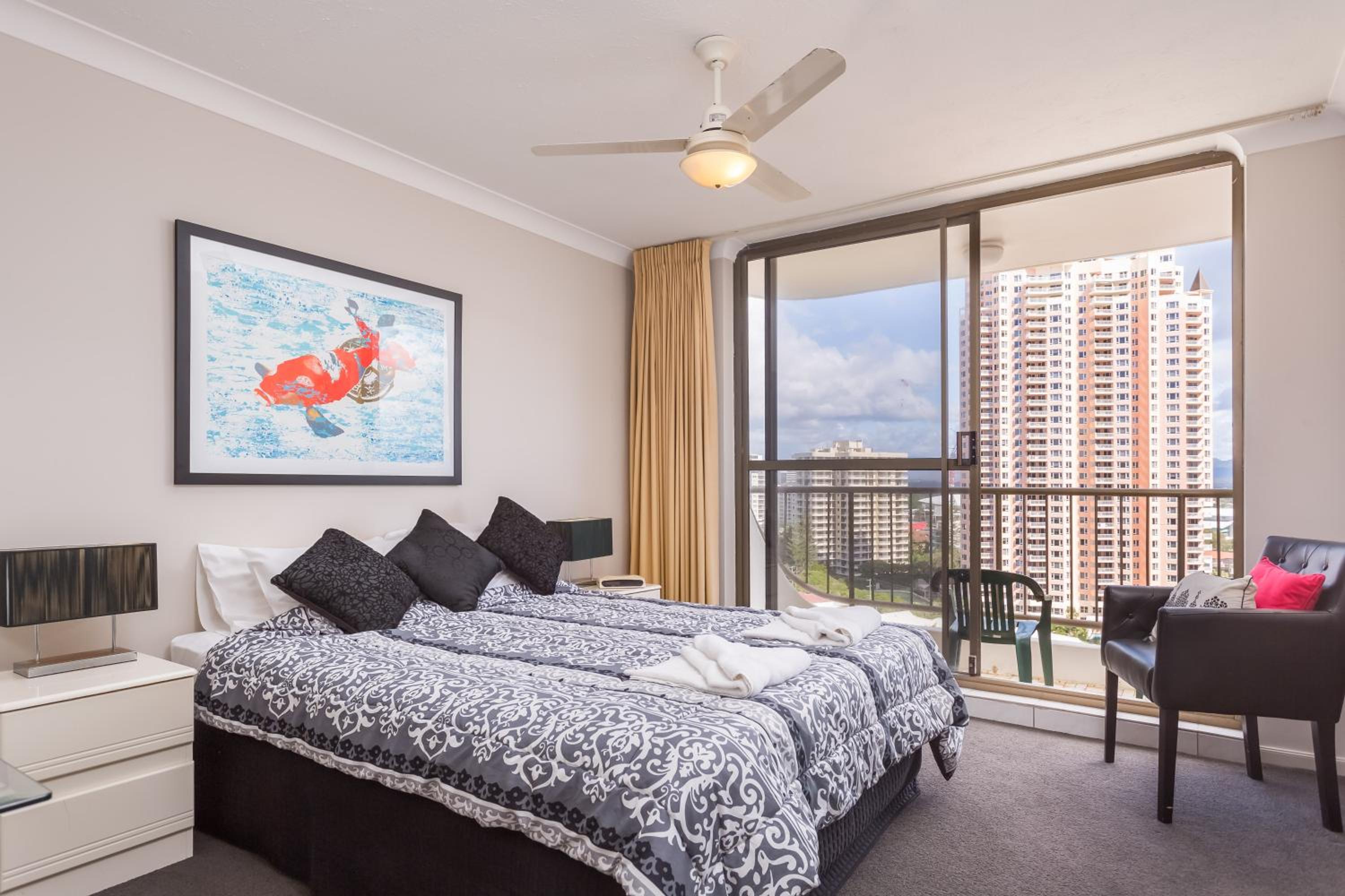 Two-Bedroom Ocean View Apartment