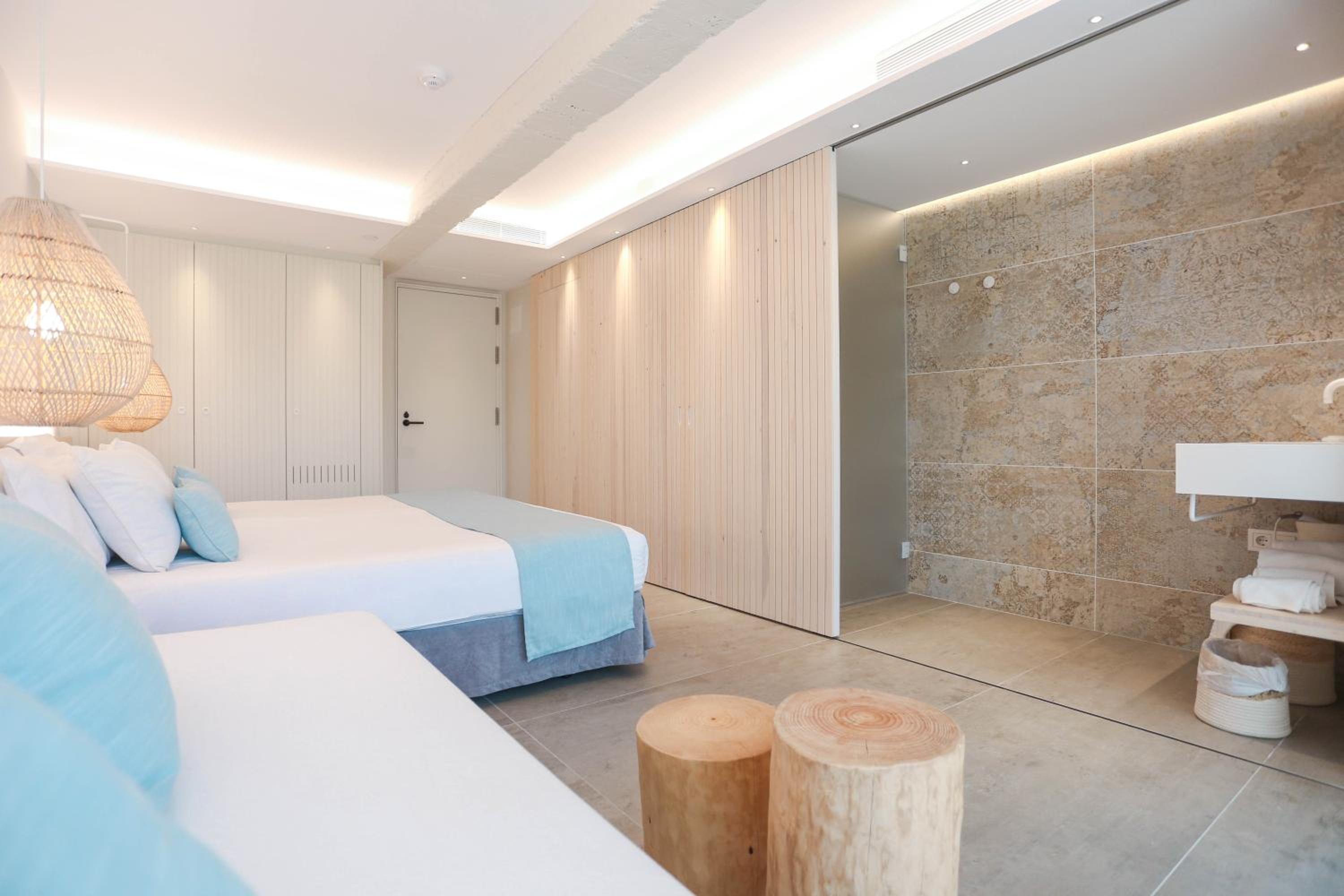 Double Room with Pool View