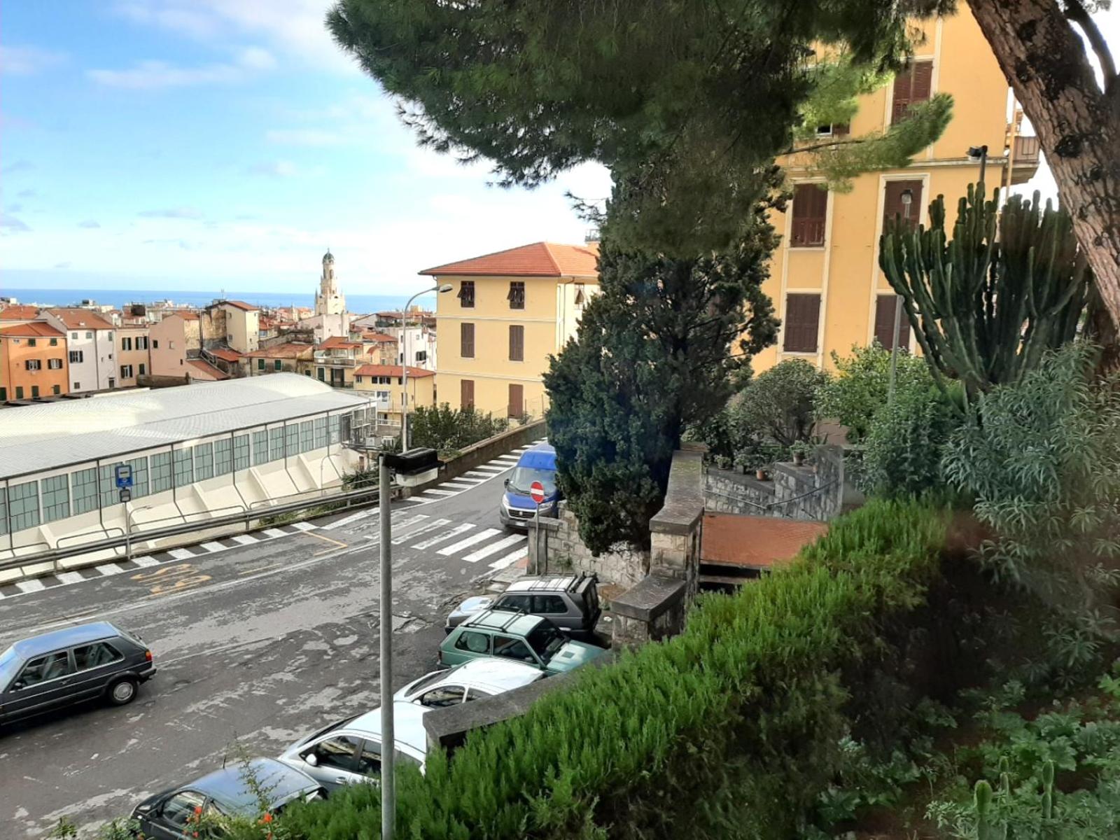 One-Bedroom Apartment - Separate Building