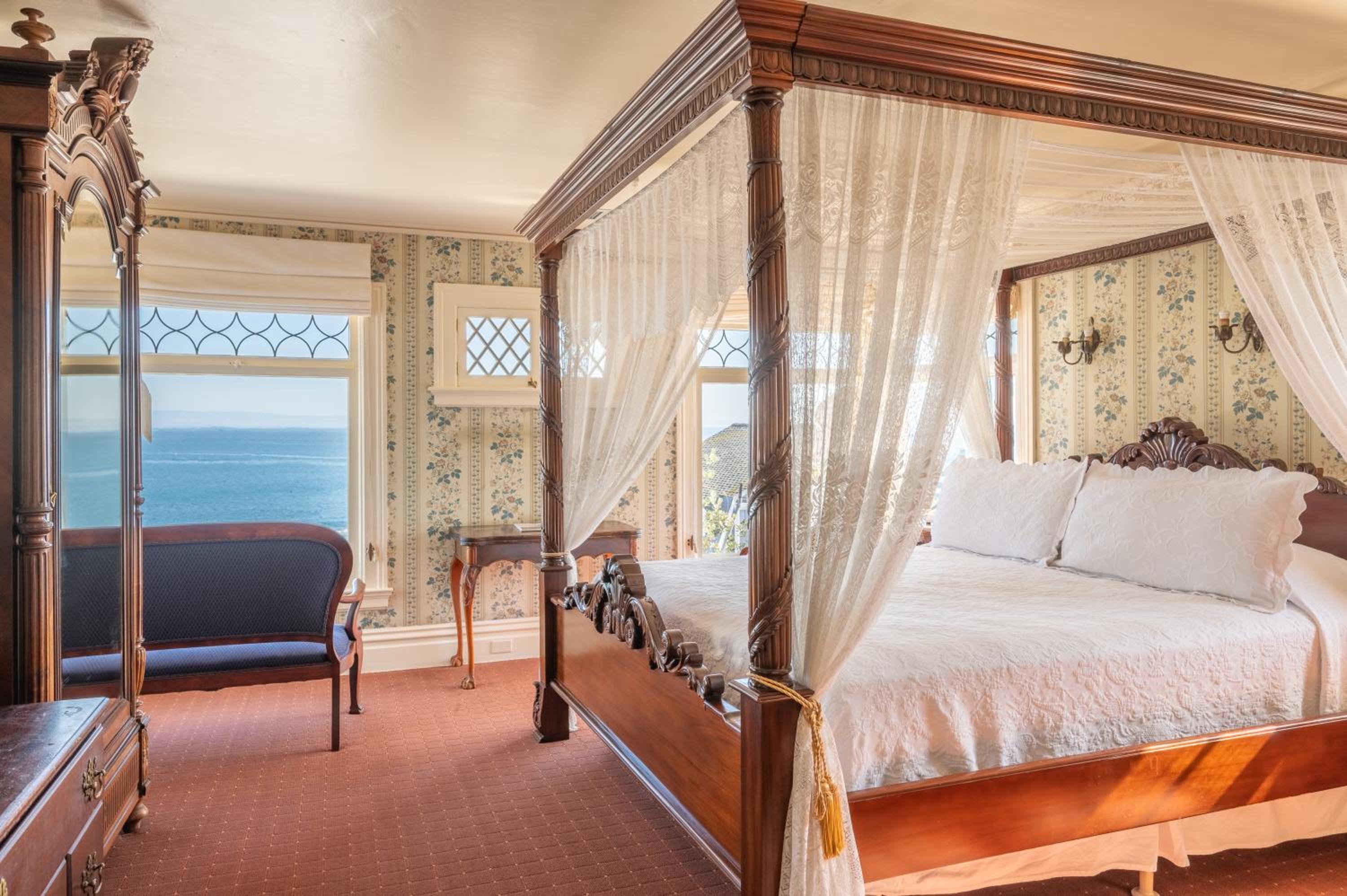 King Suite with Ocean View