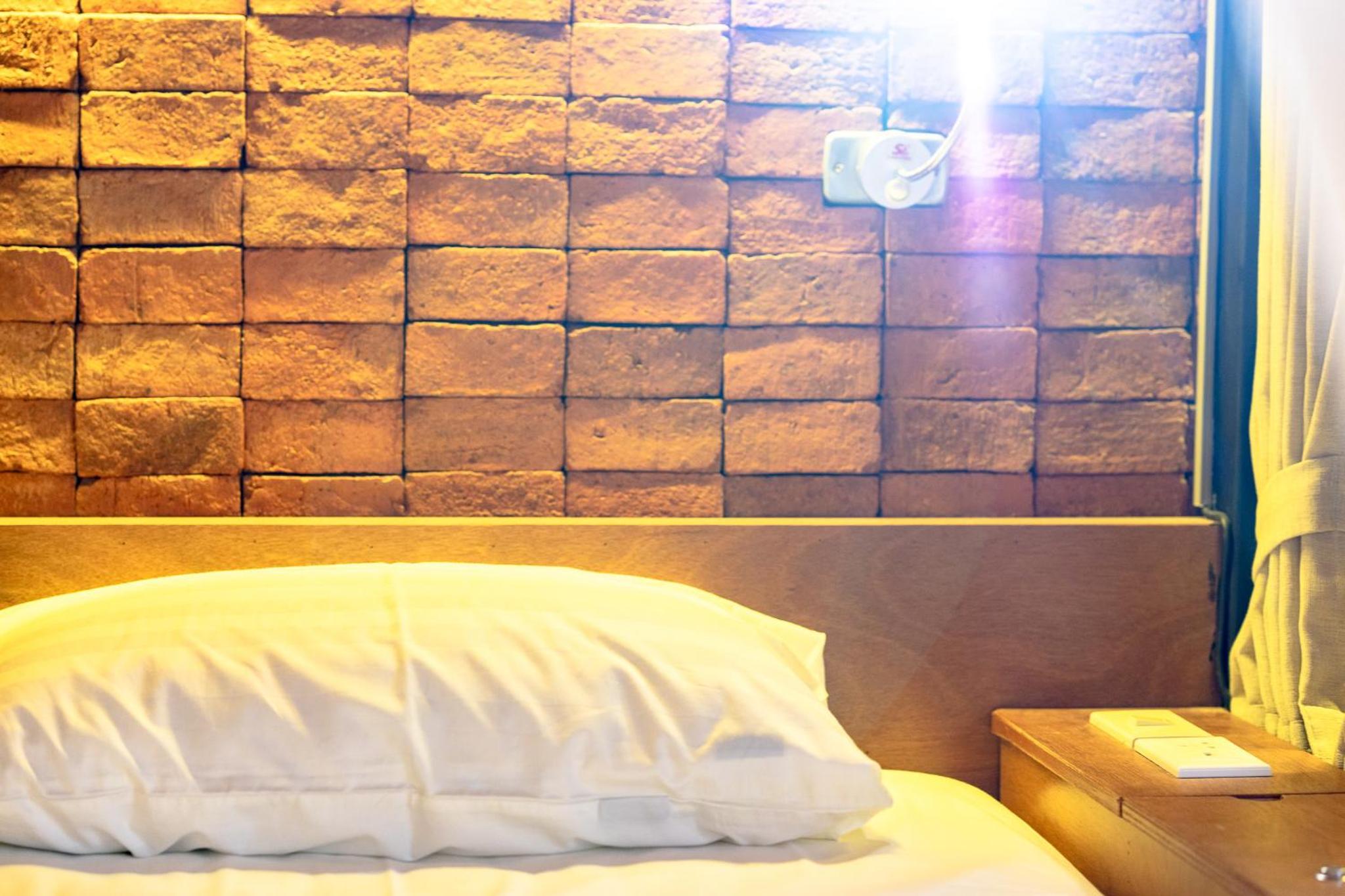Bunk Bed in Mixed Dormitory Room