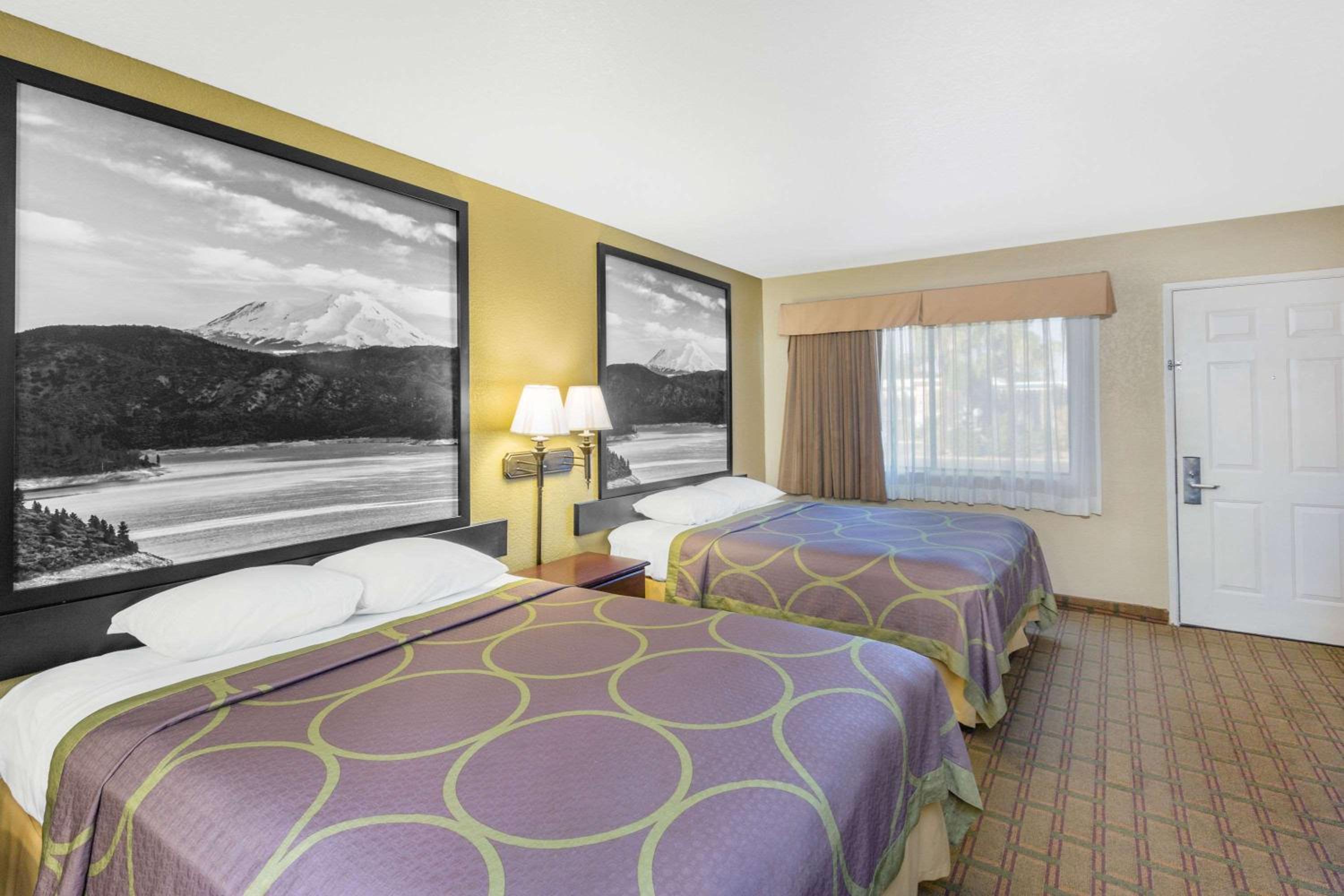 Queen Room with Two Queen Beds - Non-Smoking