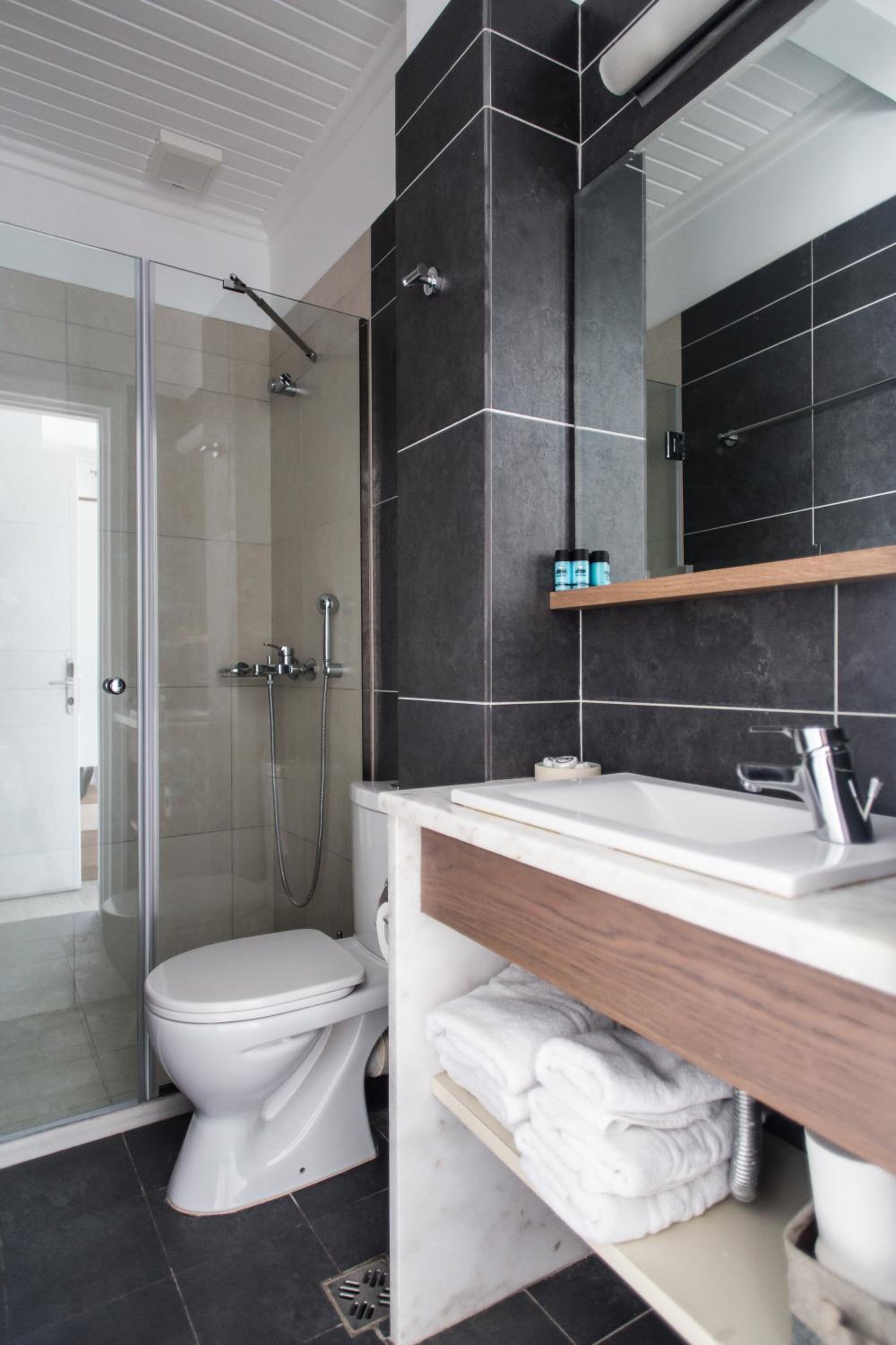 Triple Room with Partial Sea View