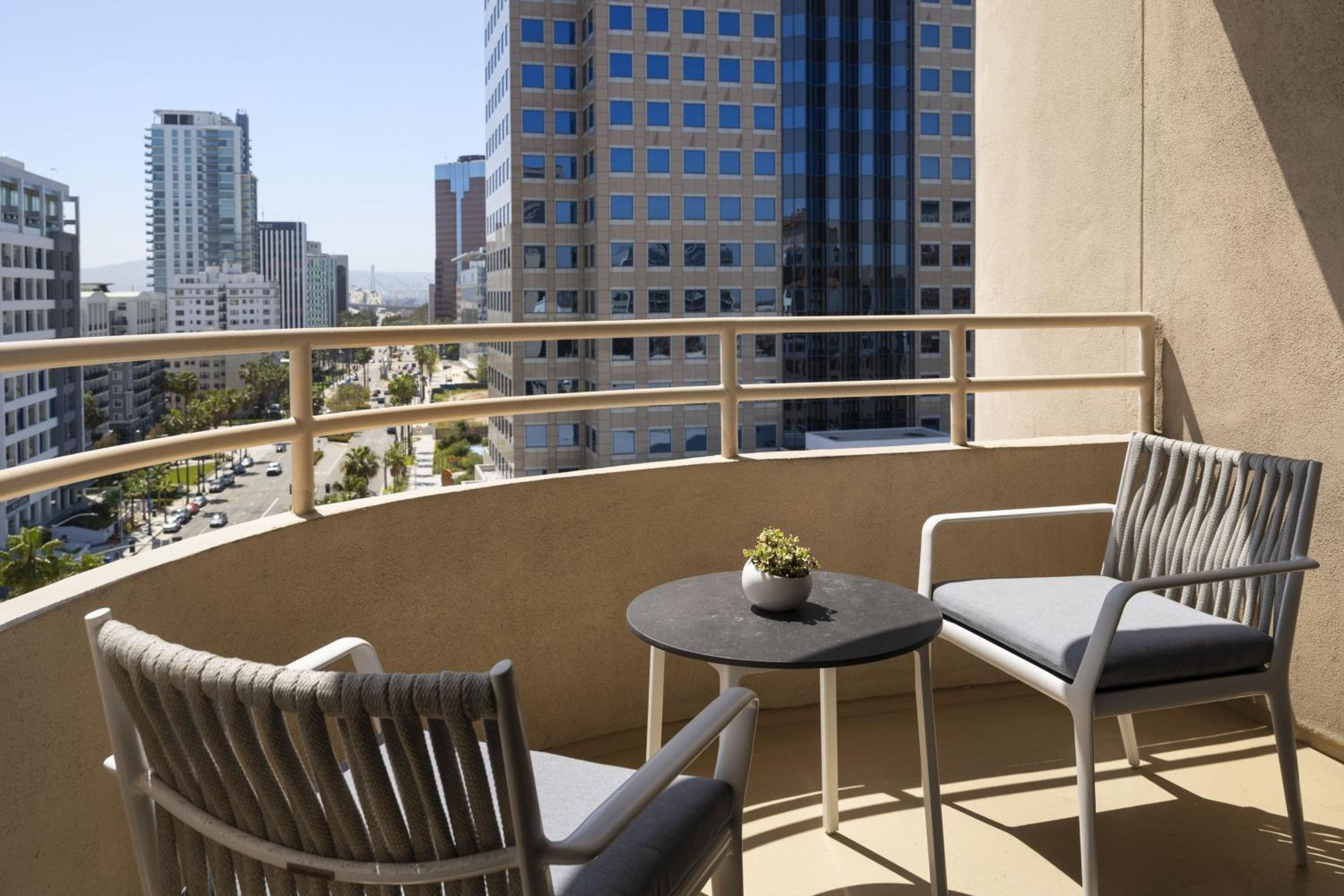 King Corner Room with Balcony and Harbor View