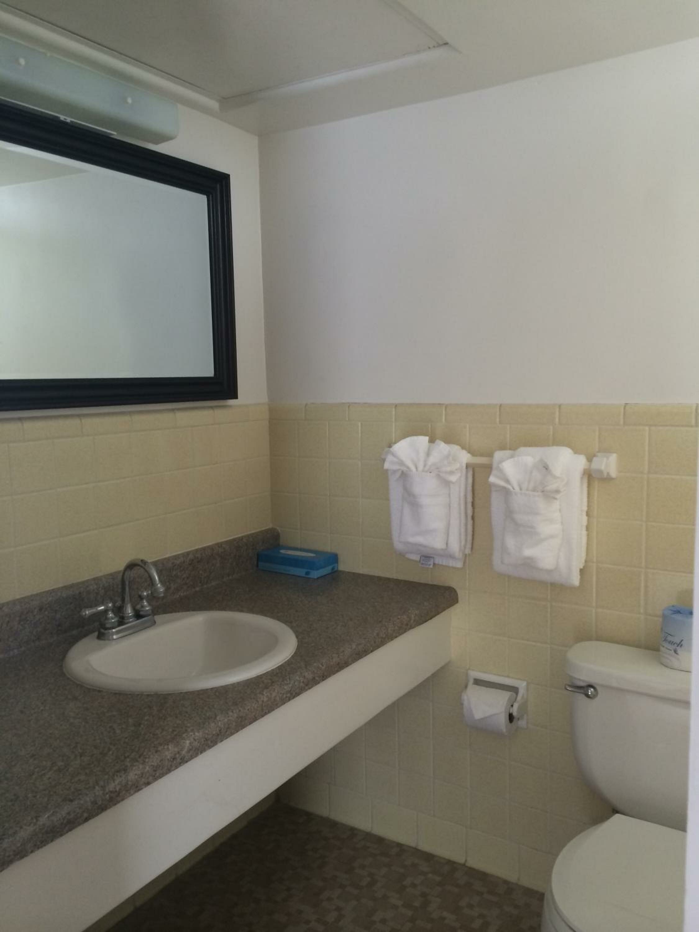 Partial Ocean View - Two Double Beds