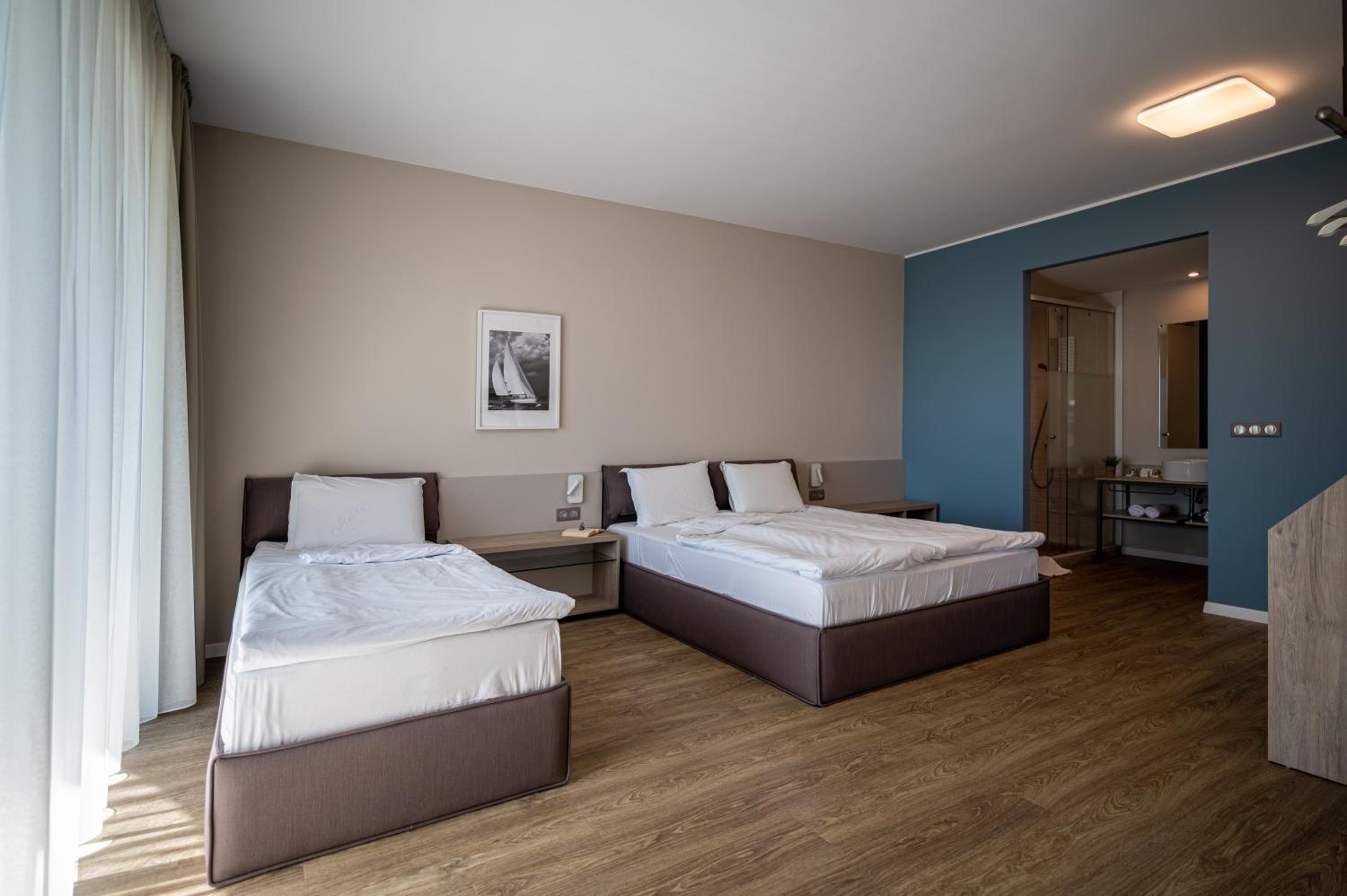 Deluxe Suite with Sea View