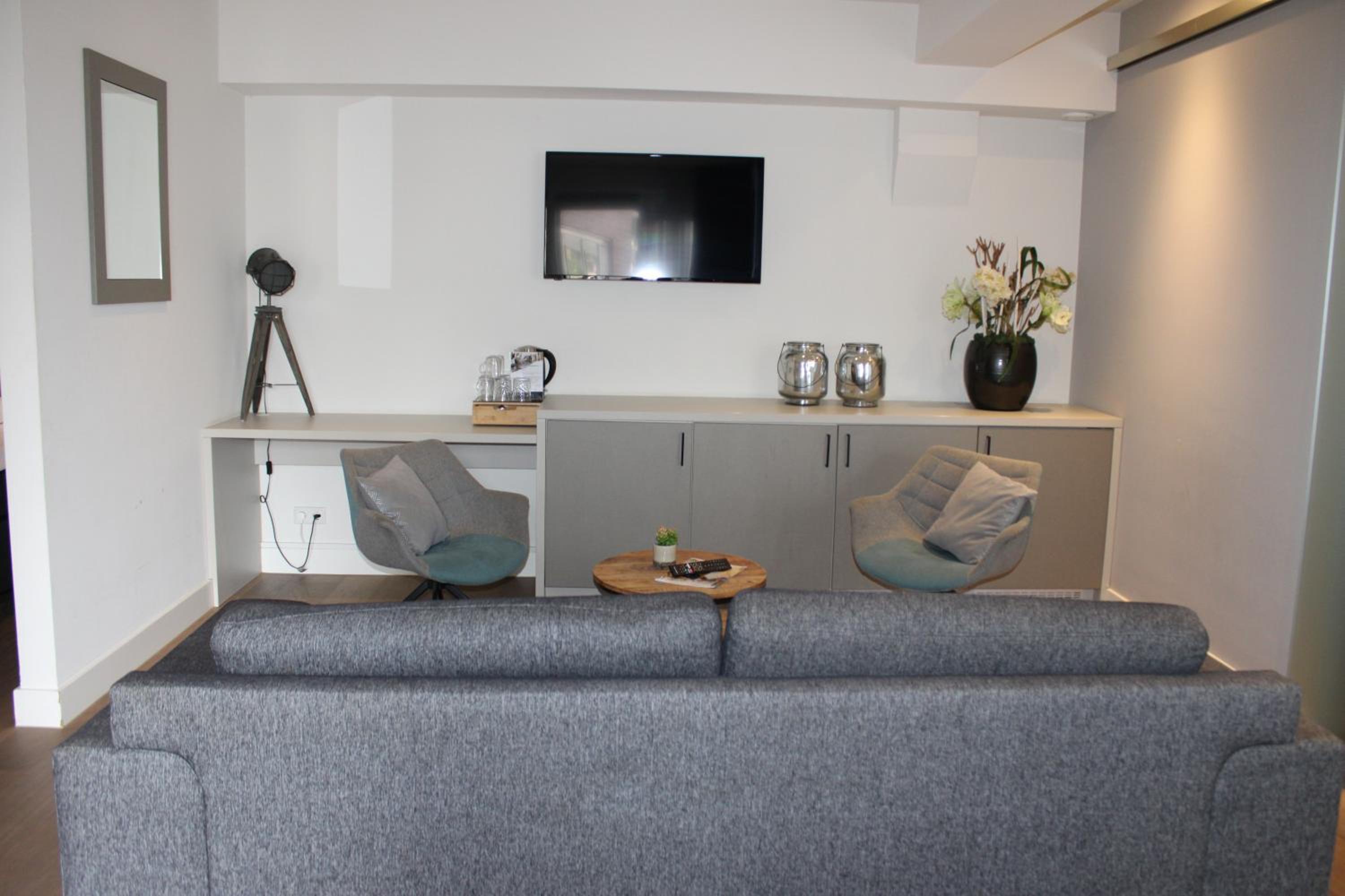 Superior Family Room