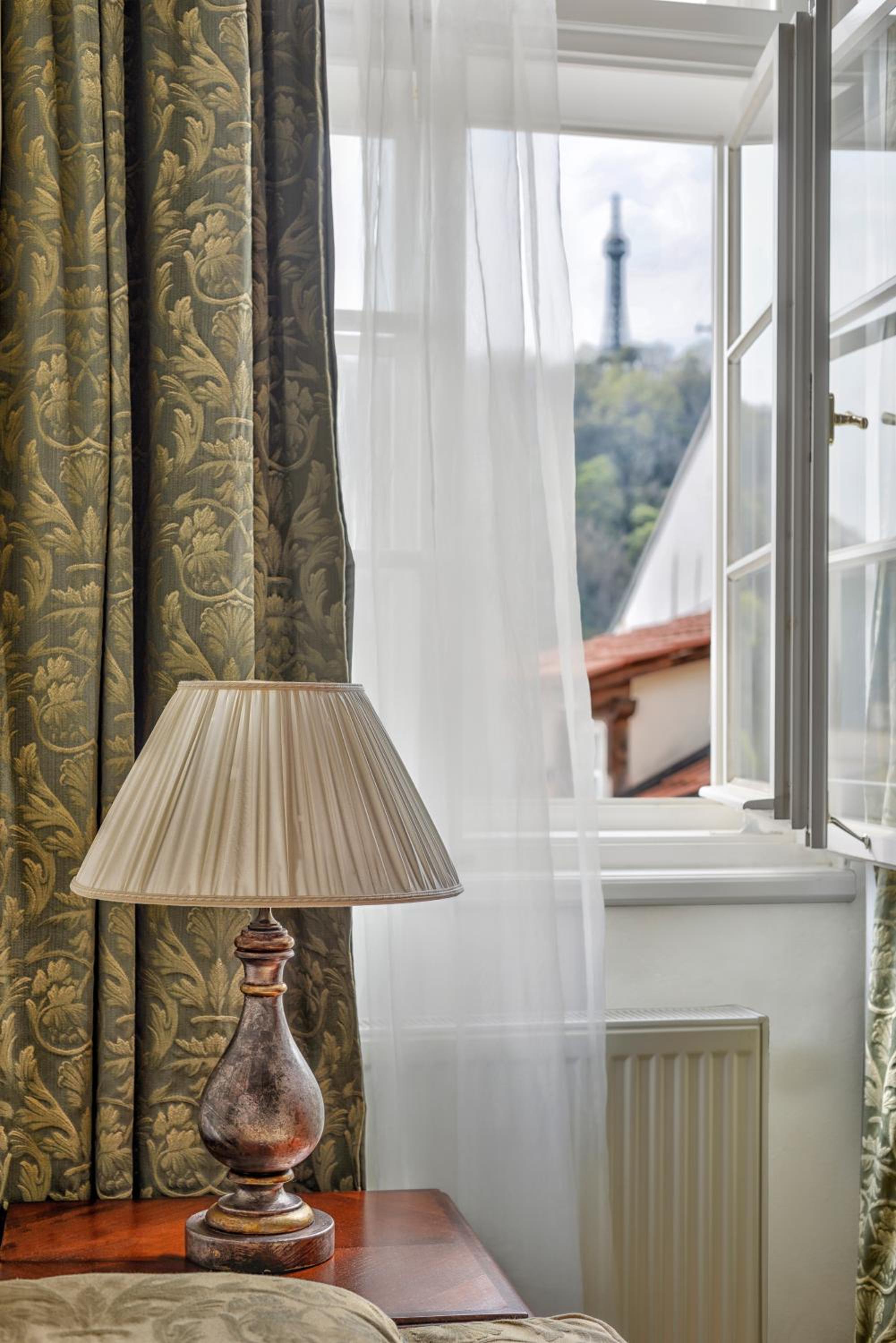 Suite with Balcony