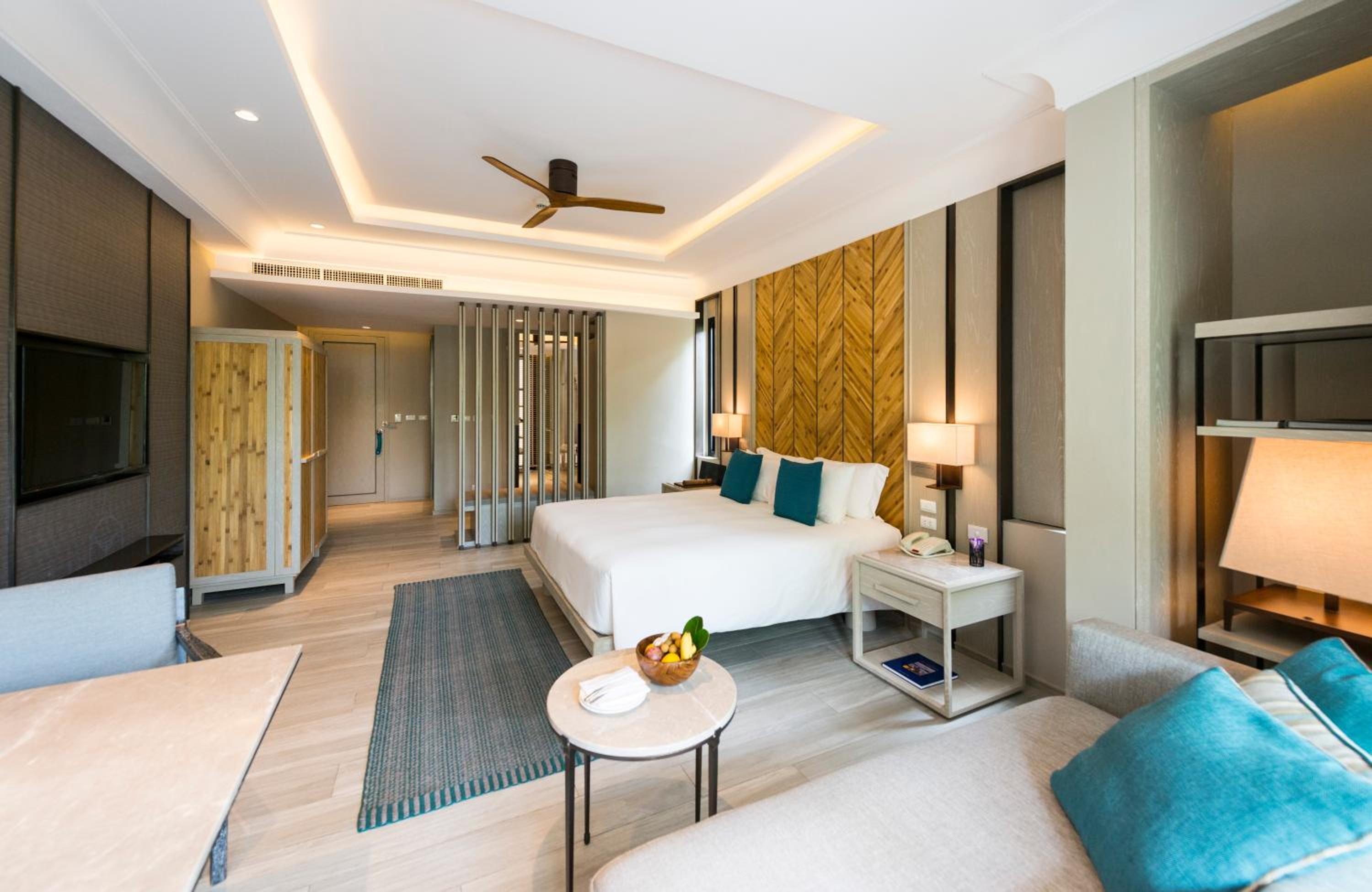 Grand Garden Pavilion King Room - Free Airport Shuttle