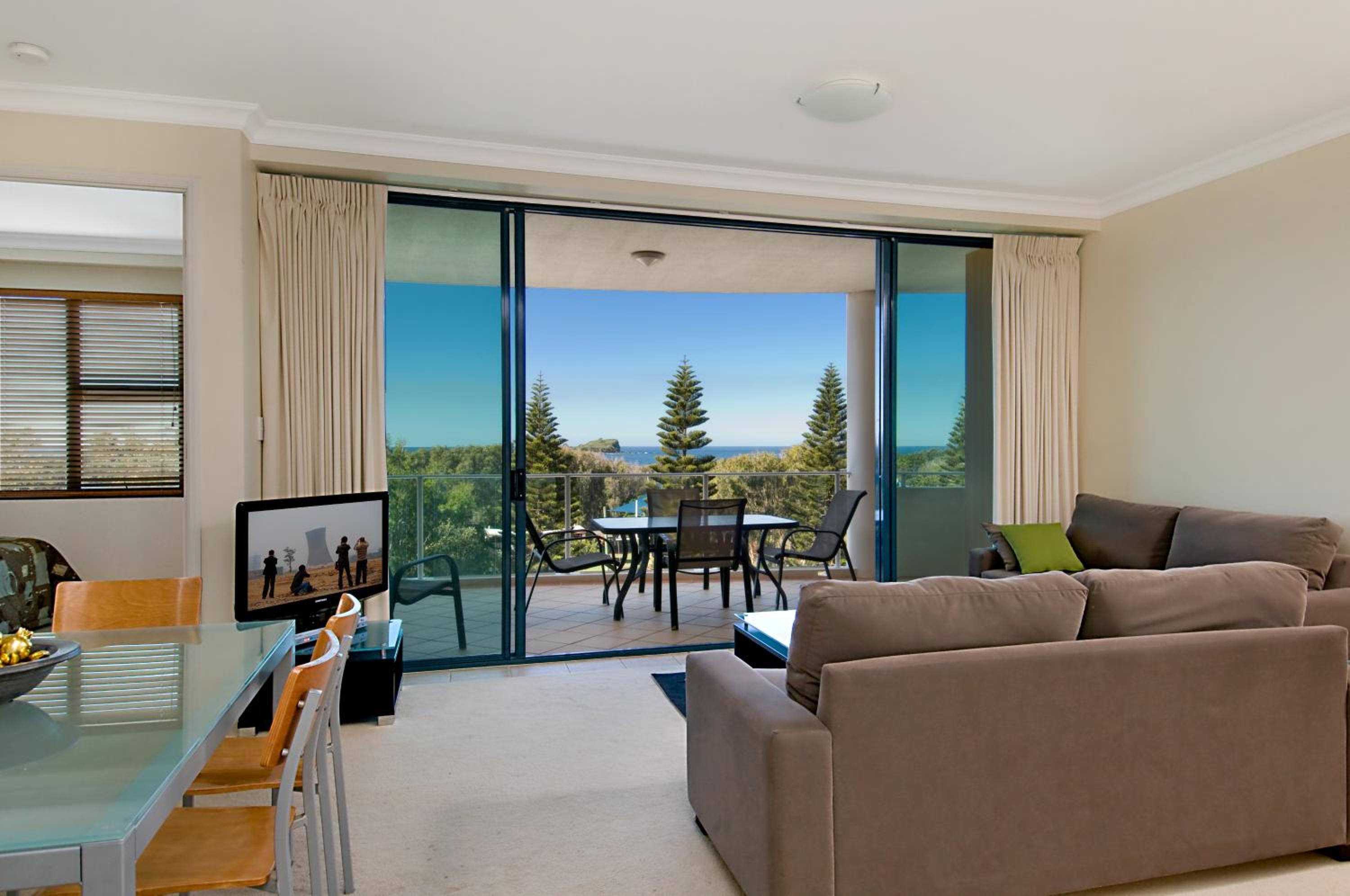 Two-Bedroom Apartment with Park View Deluxe
