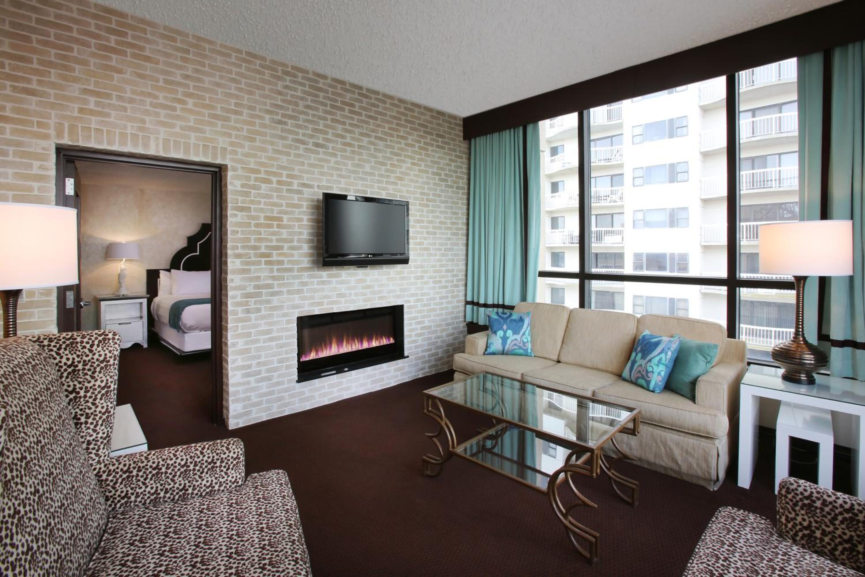 CHELSEA ONE BEDROOM SUITE 1 KING