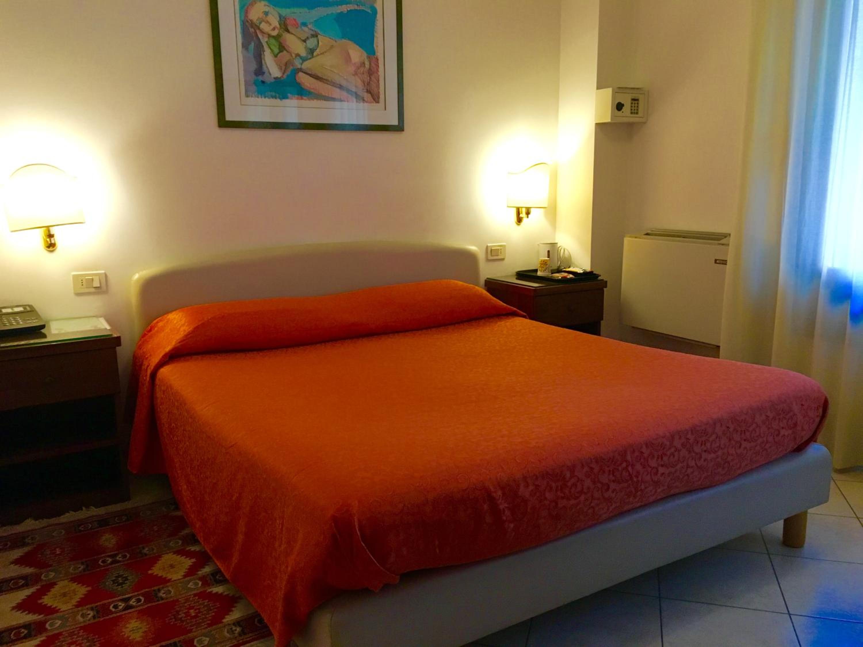 Economy Triple Room with Canal View