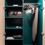 ПРИВИЛЕГИЯ, вид на озеро - 1 двуспальная кровать в Mercure Калининград Центр