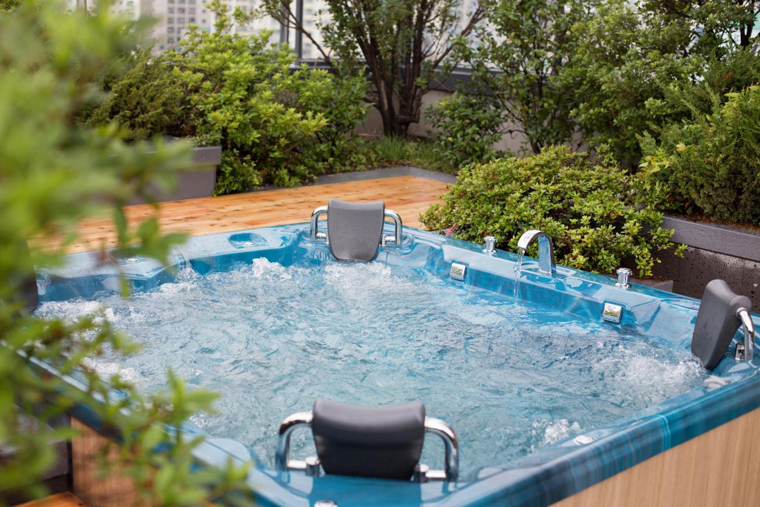 Premium Quadruple Room