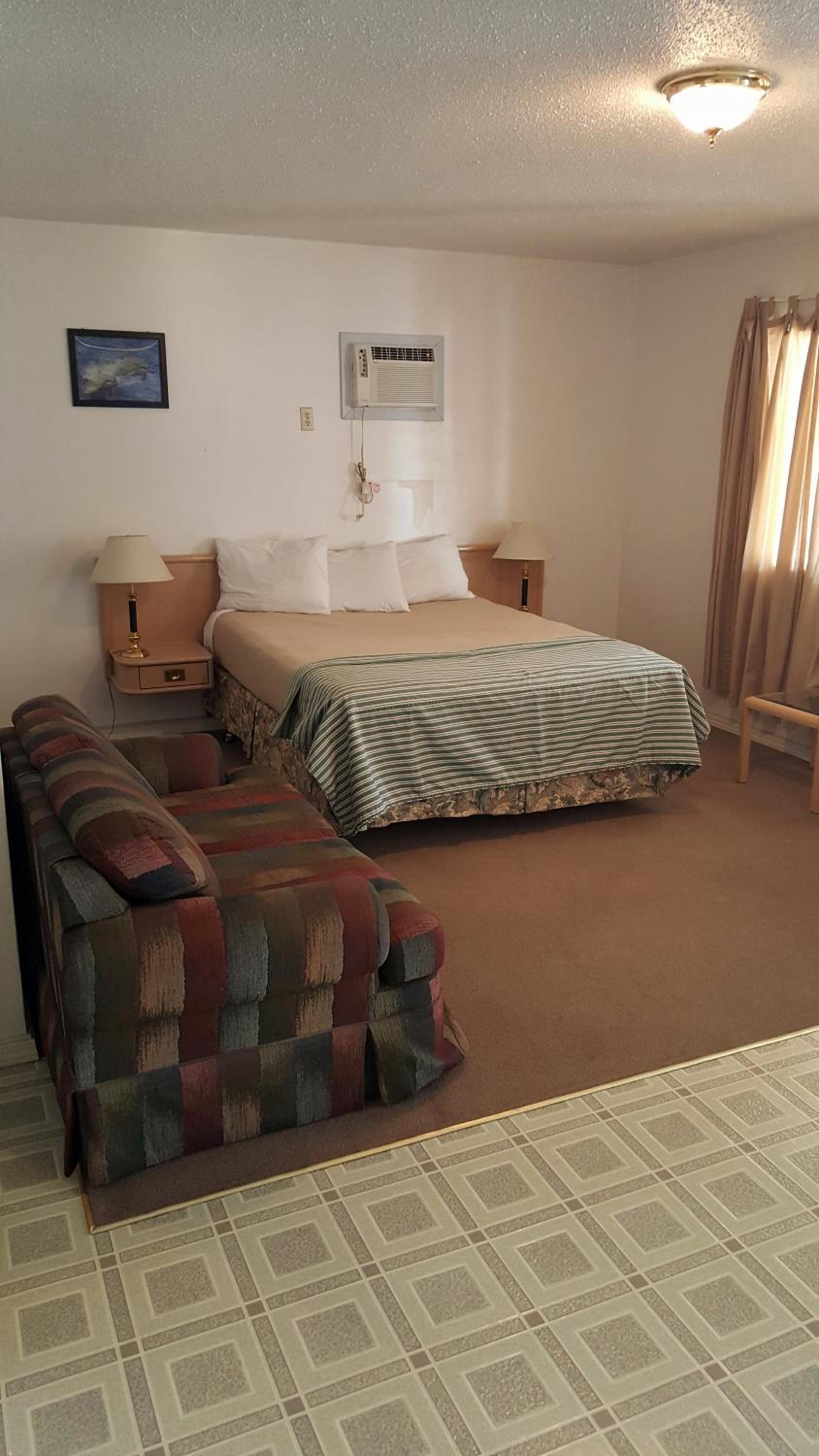 Standard Double Suite