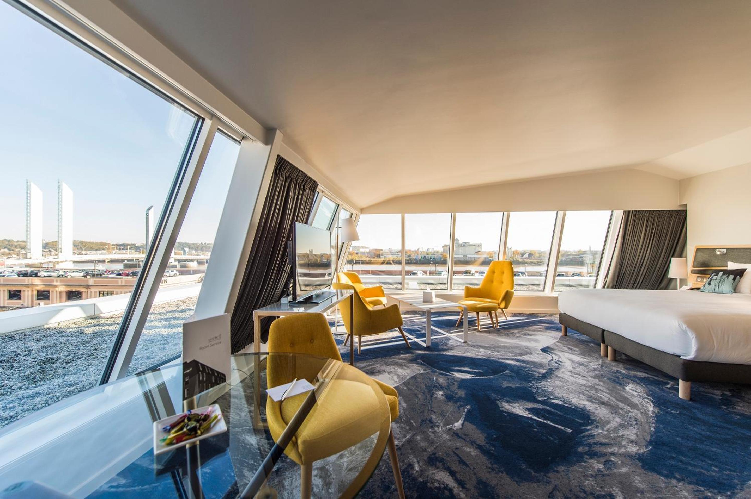 Suite Seeko'o Design with Terrace