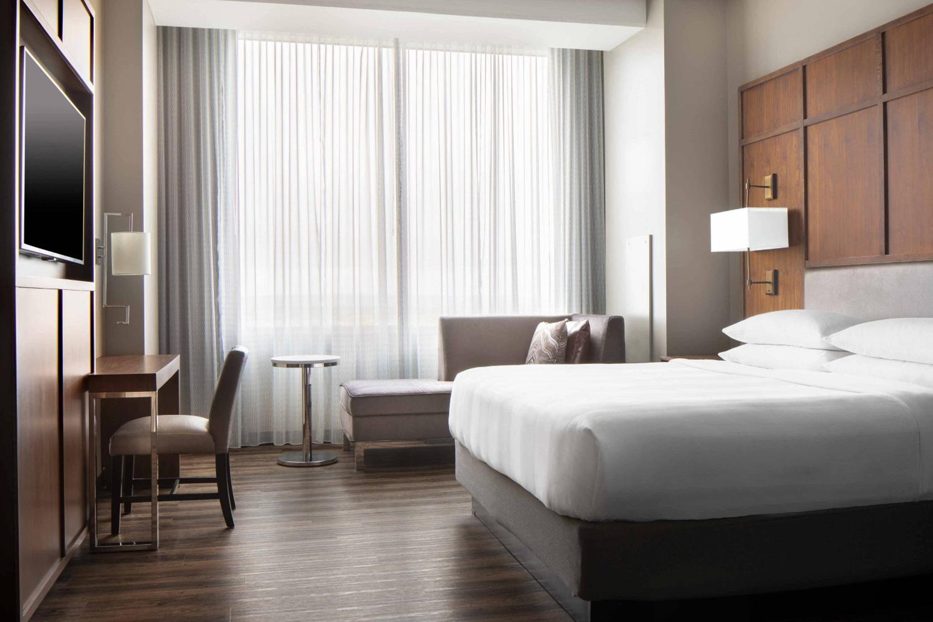 King Room with City View