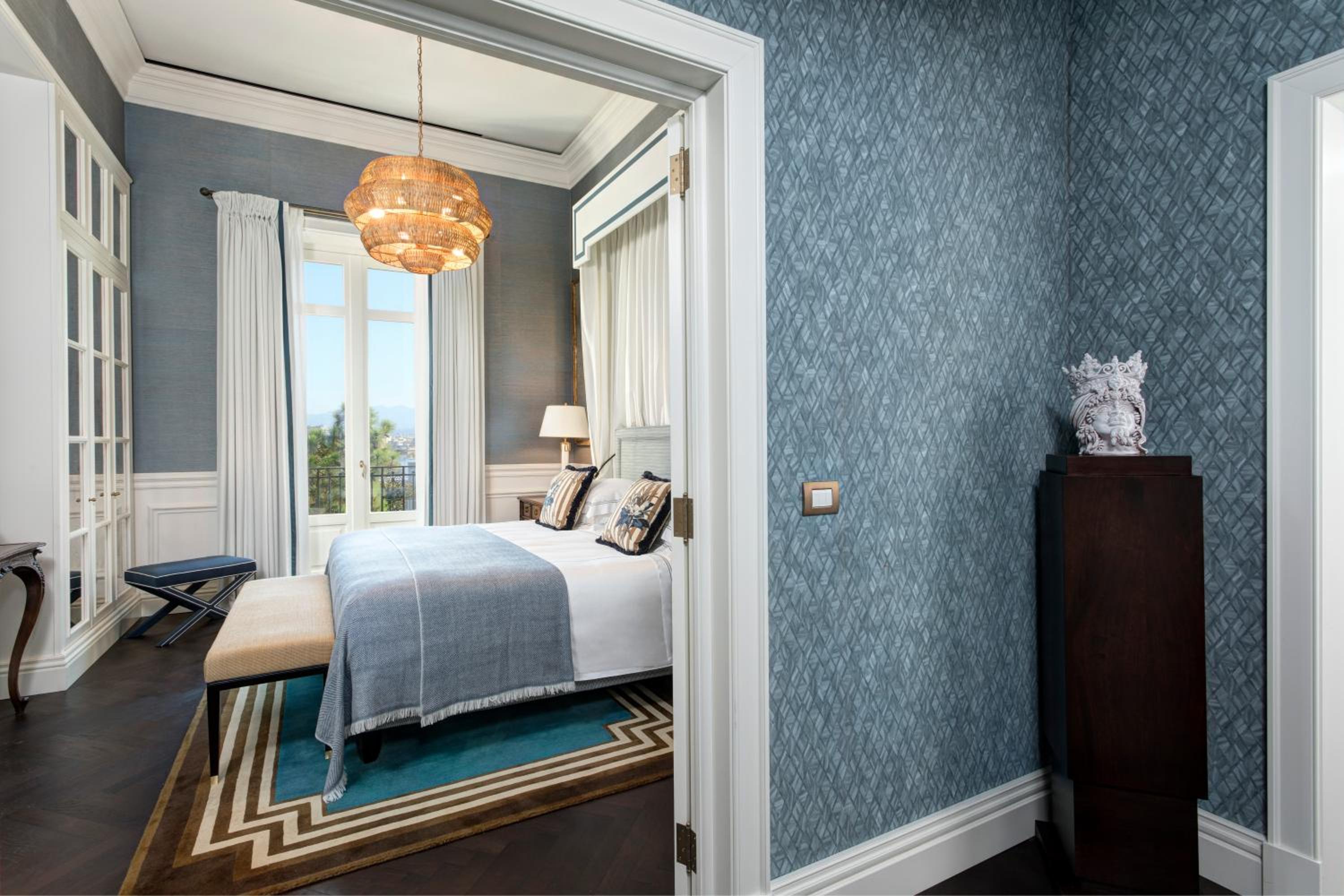 Deluxe Suite with Sea View