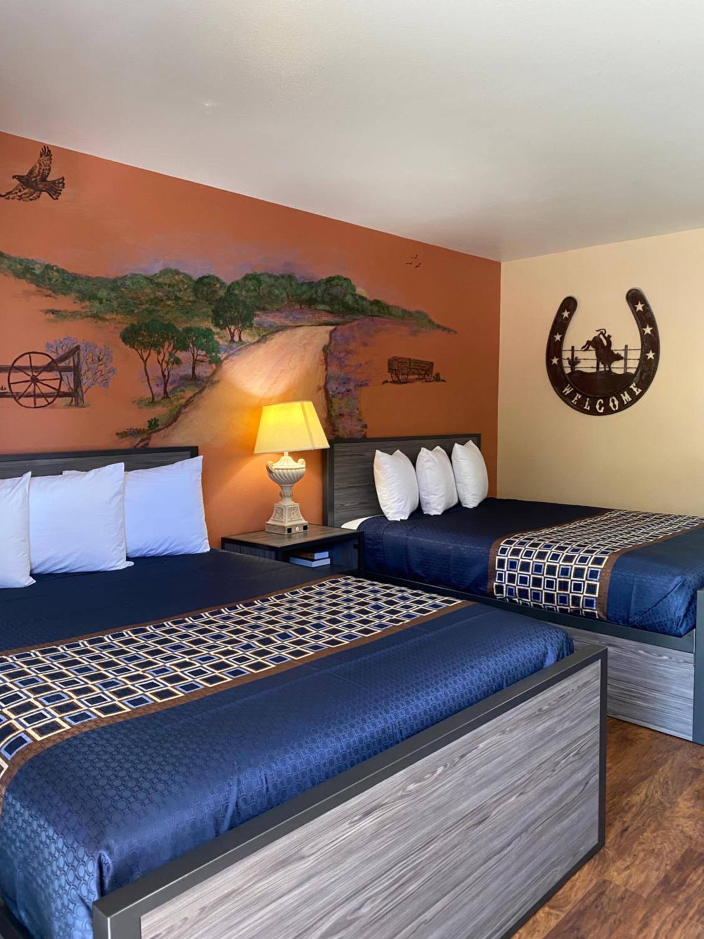 Queen Room with Two Queen Beds - Non-Smoking