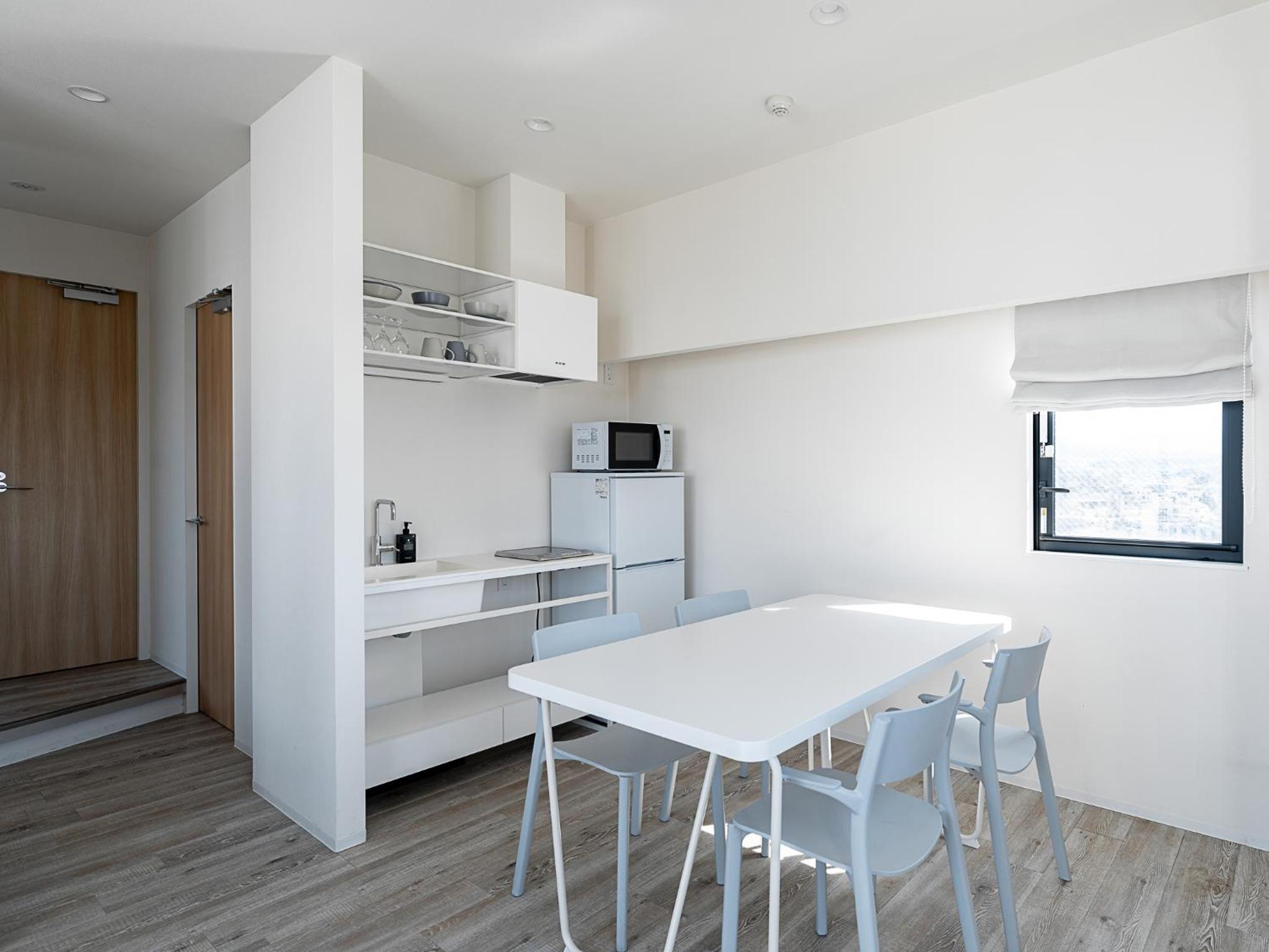 Deluxe Corner Twin Room
