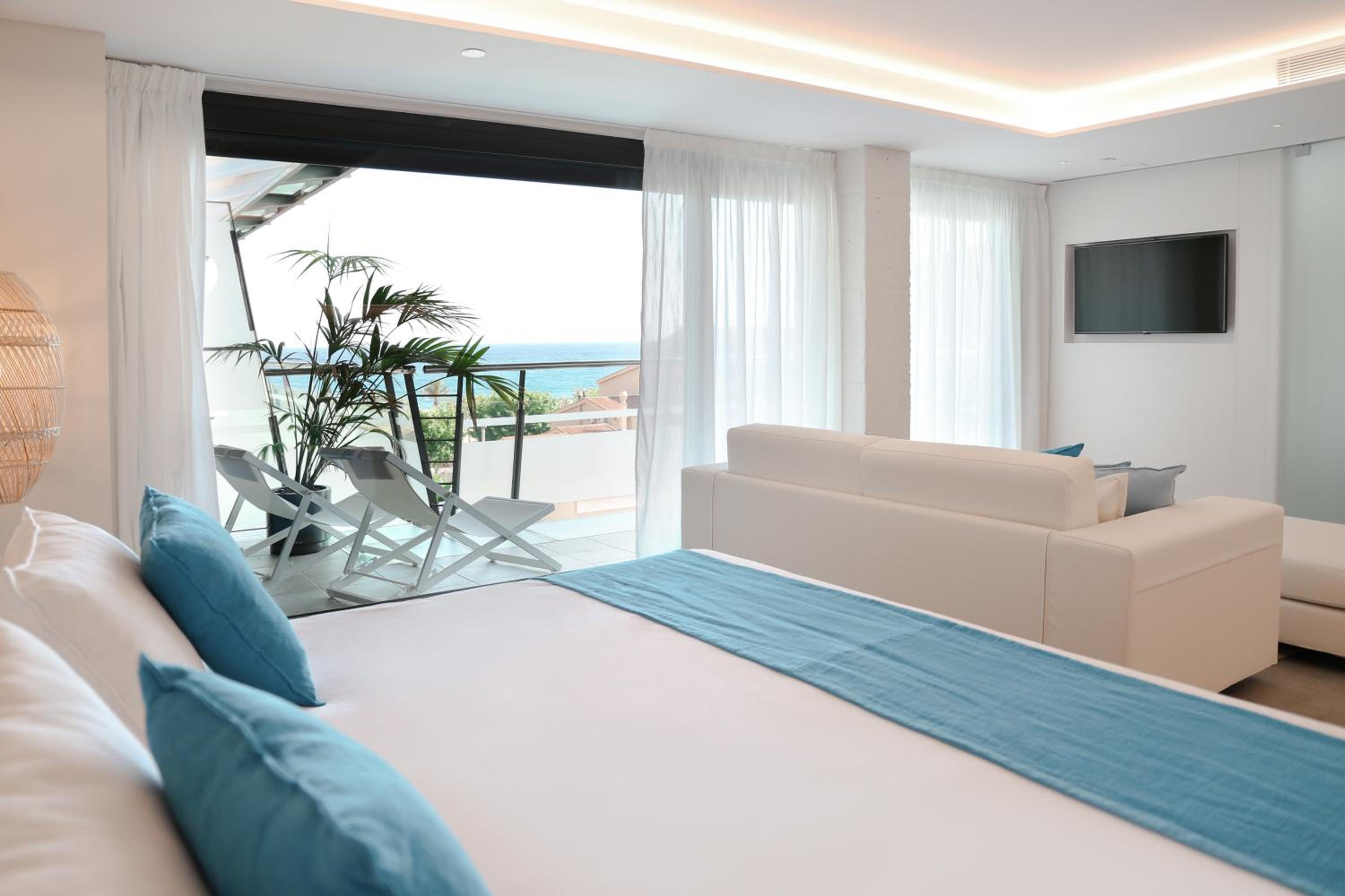 Superior Suite with Sea View