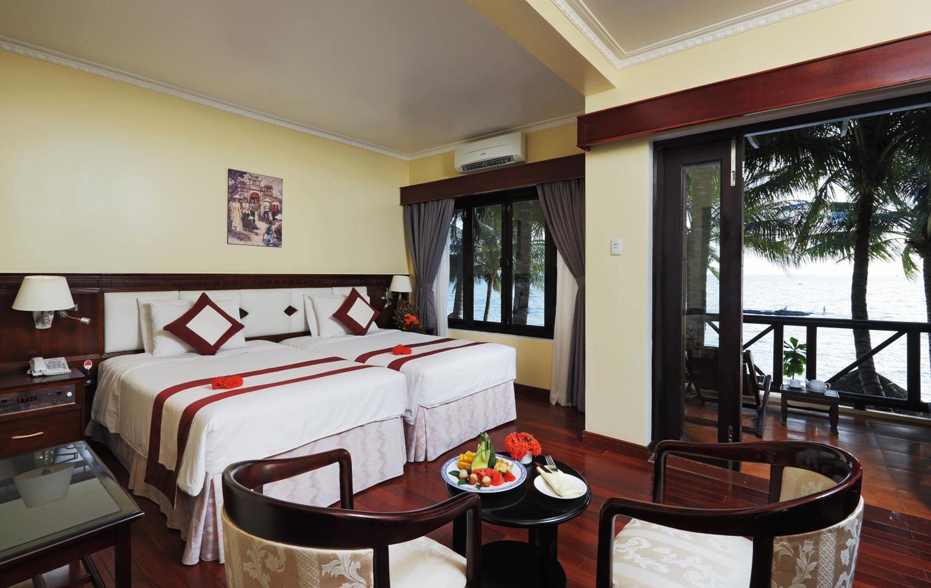 Bungalow with Sea View