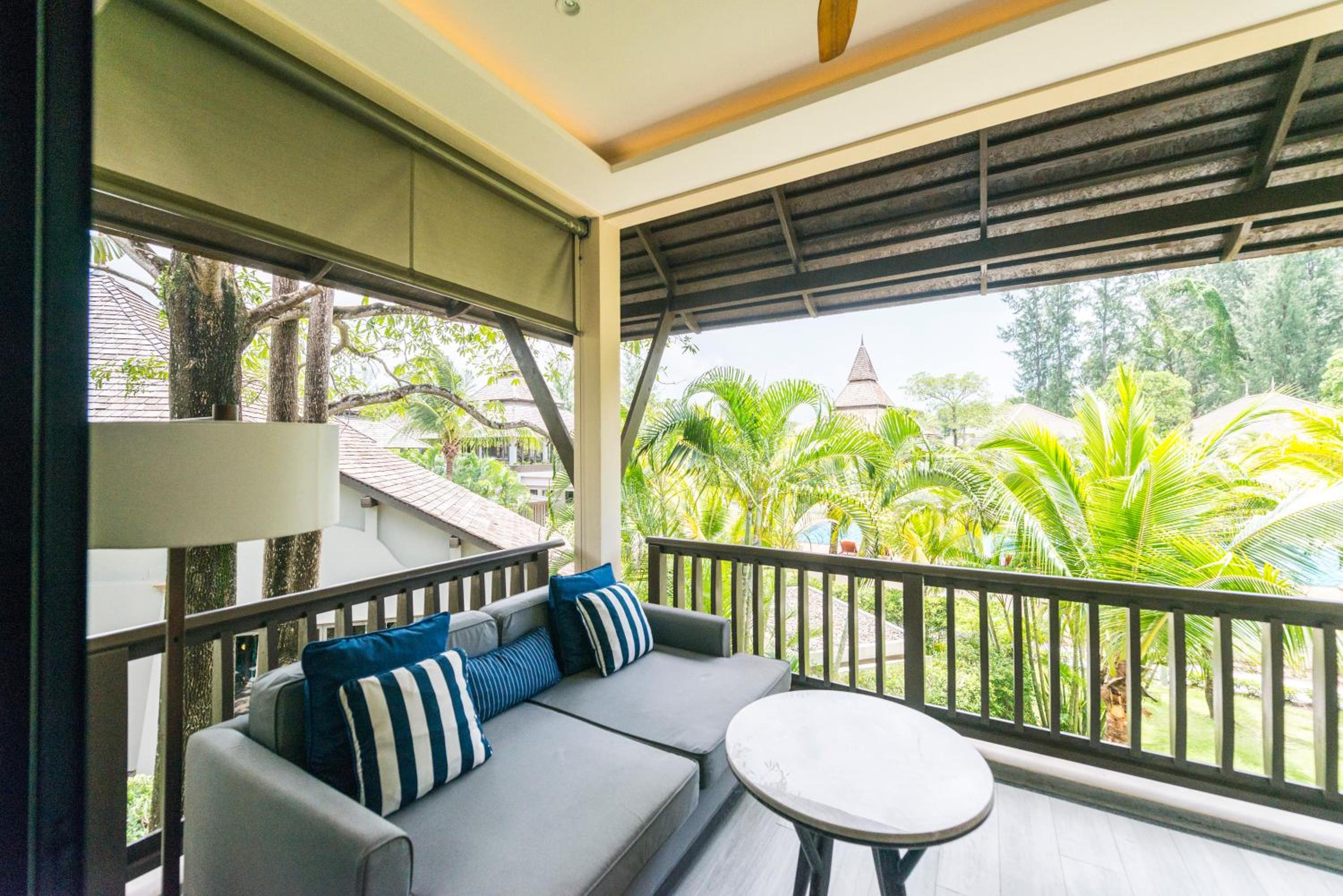 Terrace Suite - Free Airport Shuttle