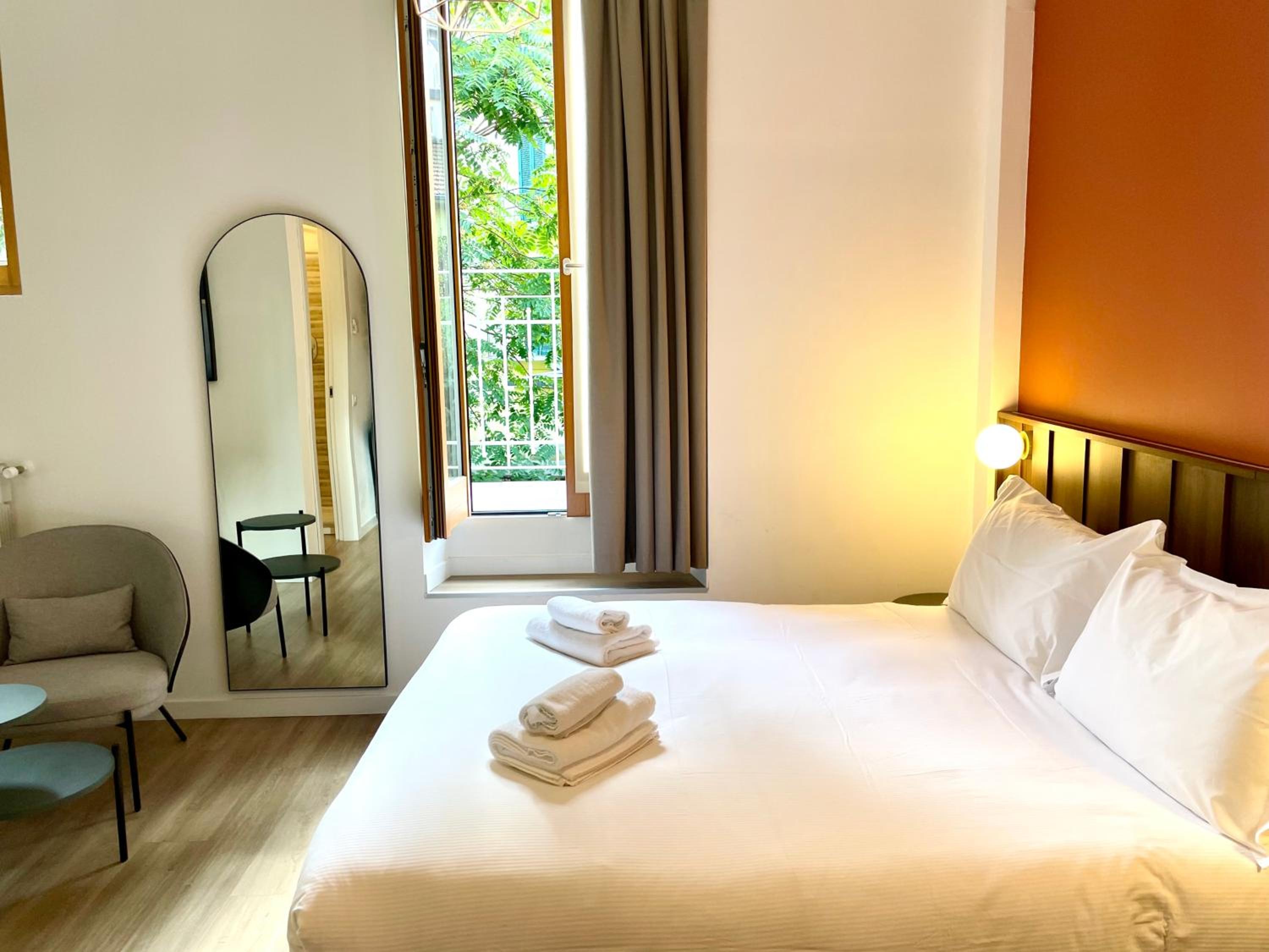 Deluxe Double Room with Balcony