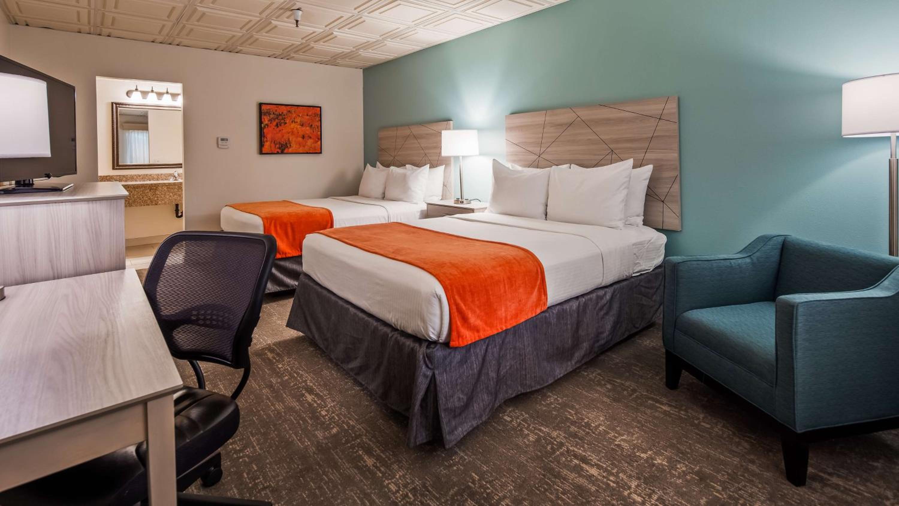 Queen Room with Two Queen Beds - Non-Smoking