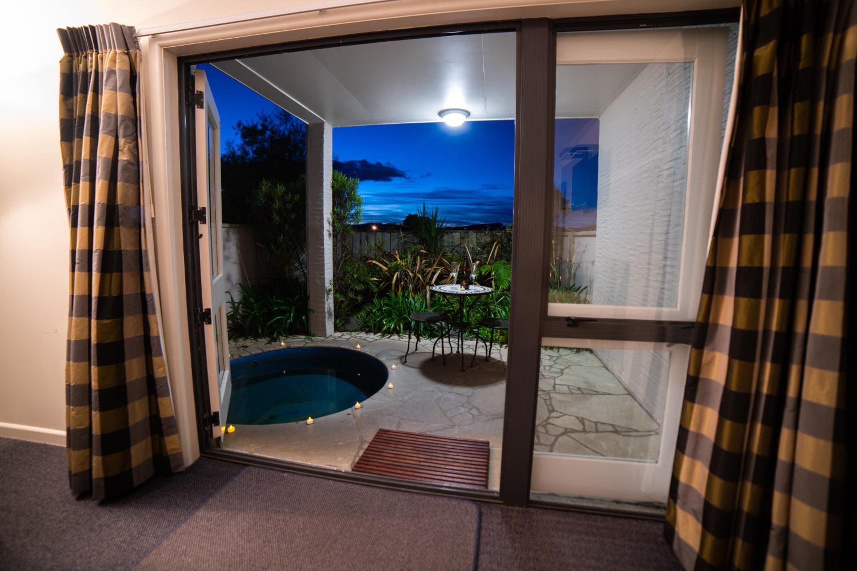 King Studio with Thermal Pool