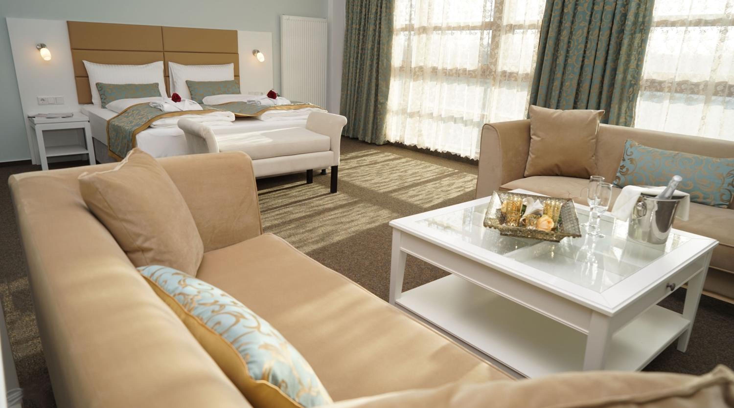 Deluxe Suite