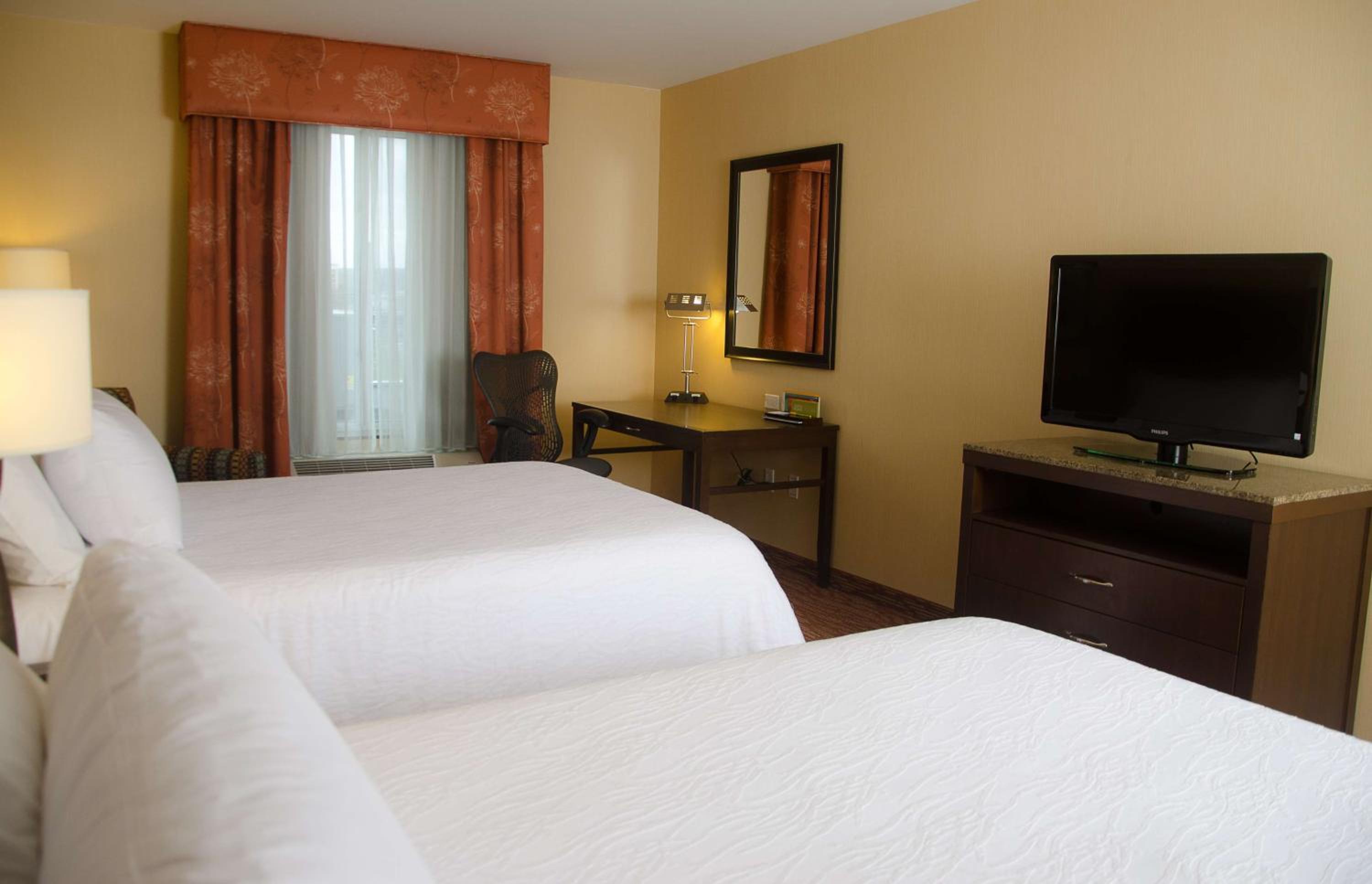 Premium Queen Room with Two Queen Beds