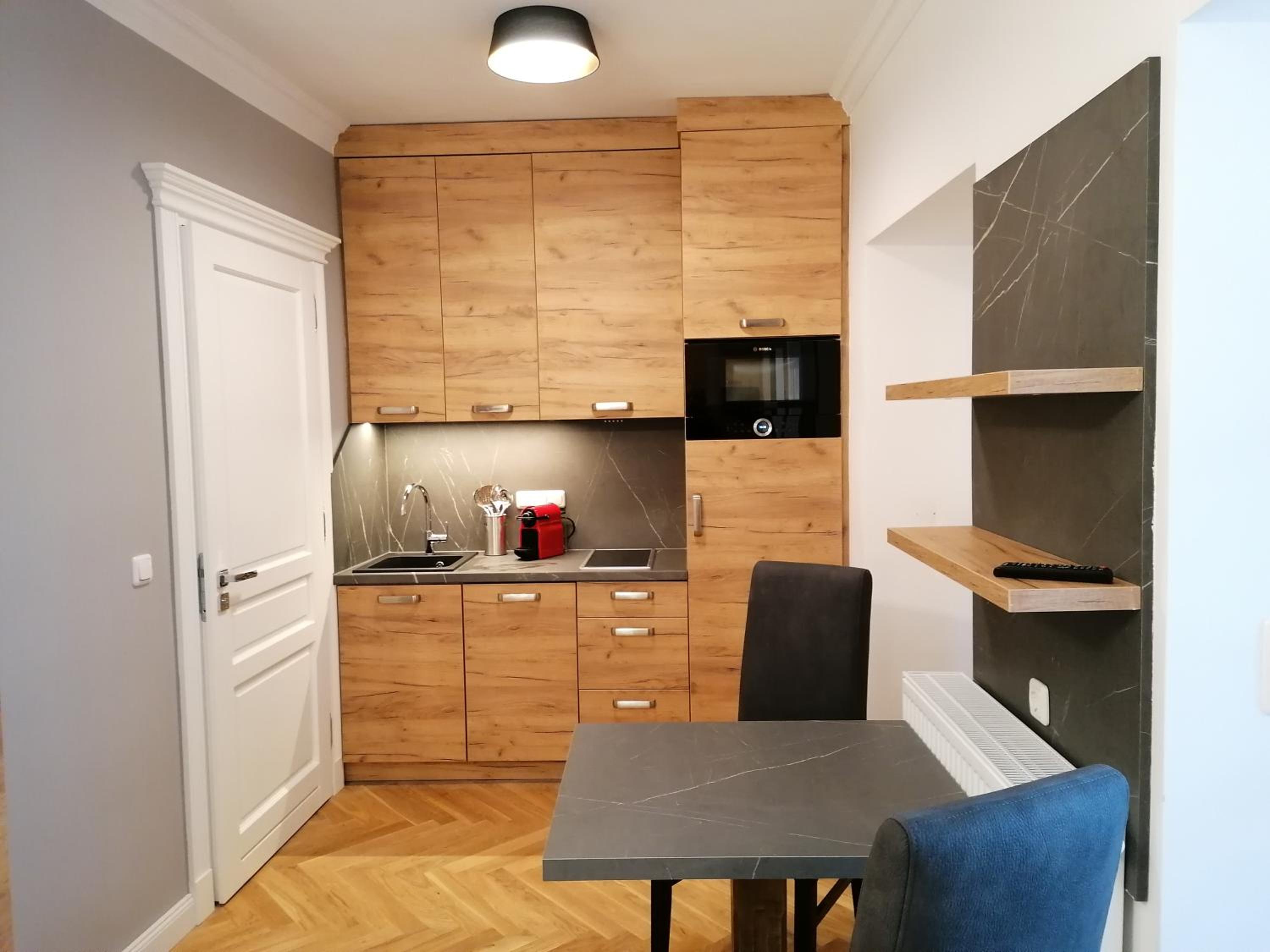 Studio Apartment with Balcony