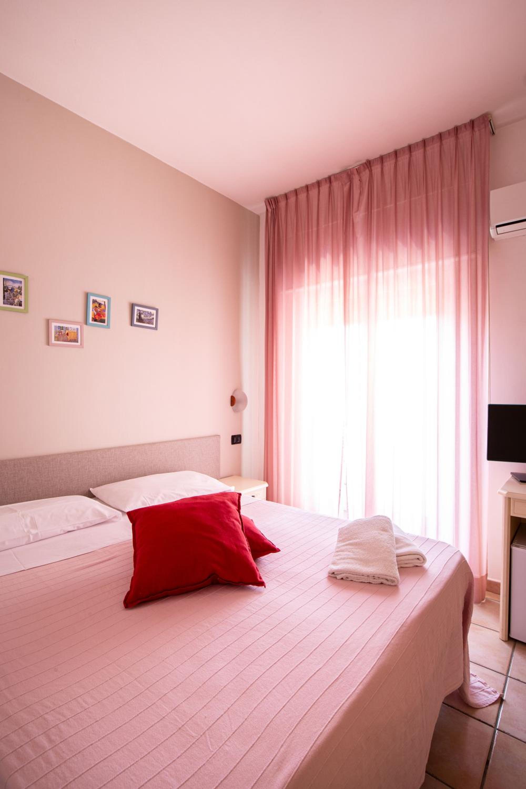 Double Room with Pool View