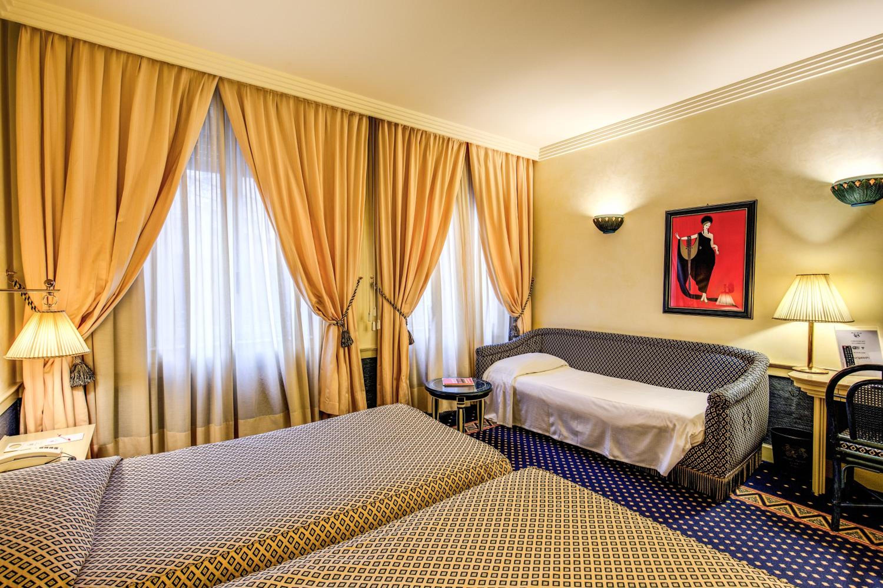 Triple Room