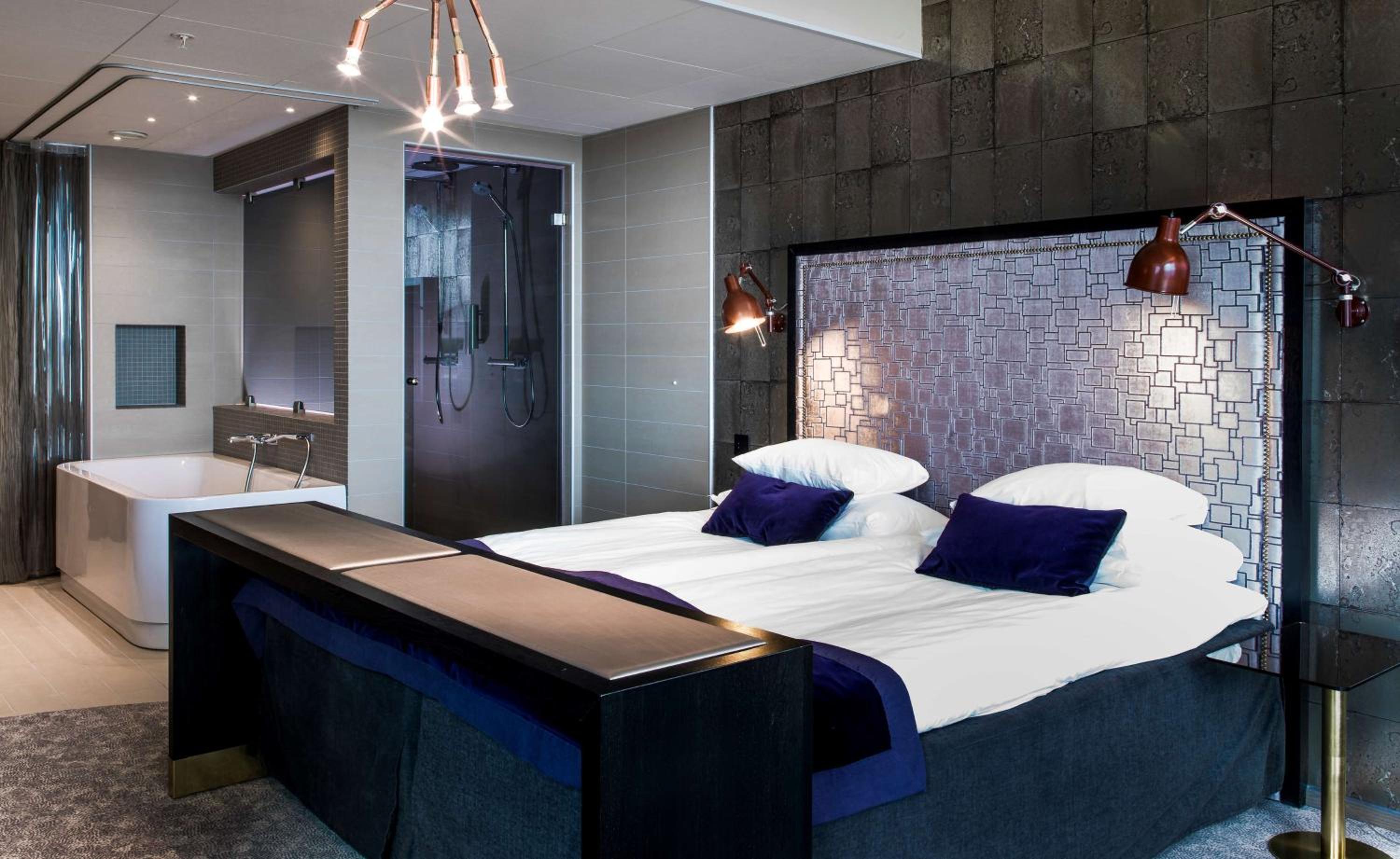 Junior King Suite