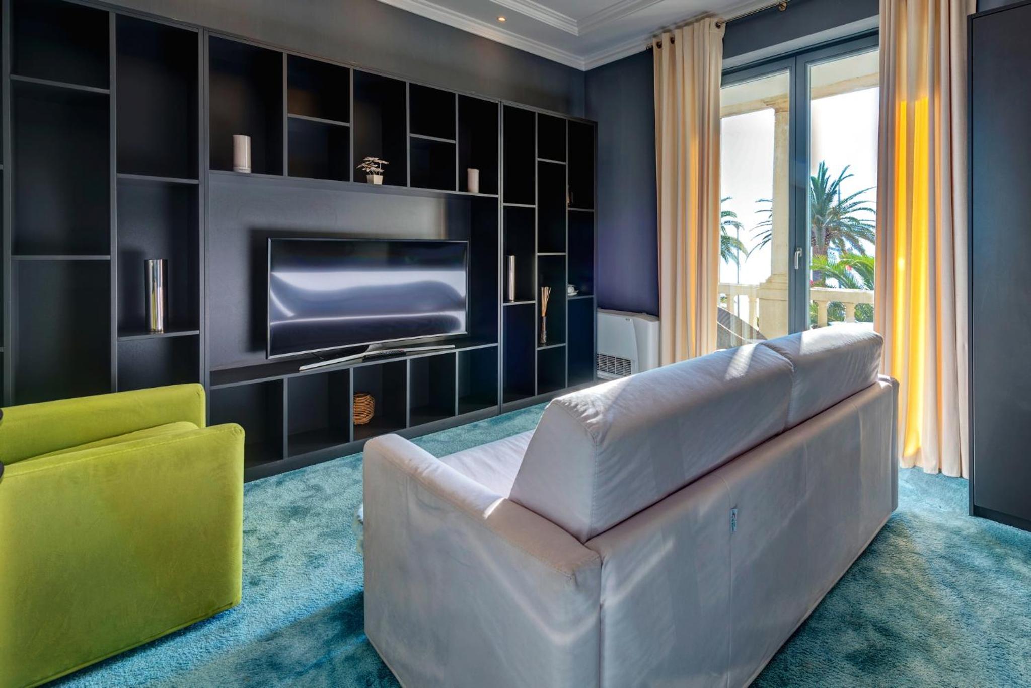 Suite with Sea View