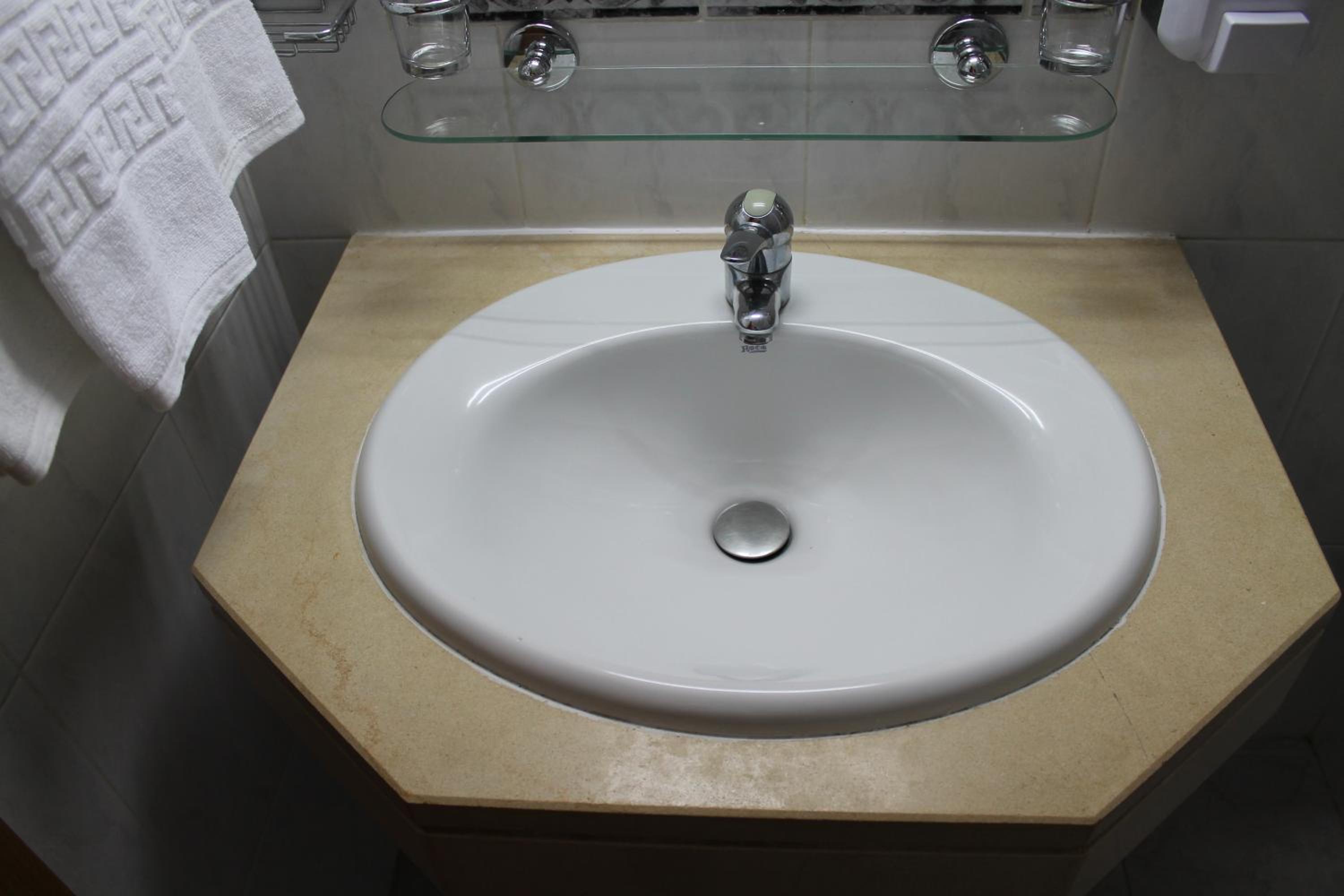 Triple Room with Private Bathroom