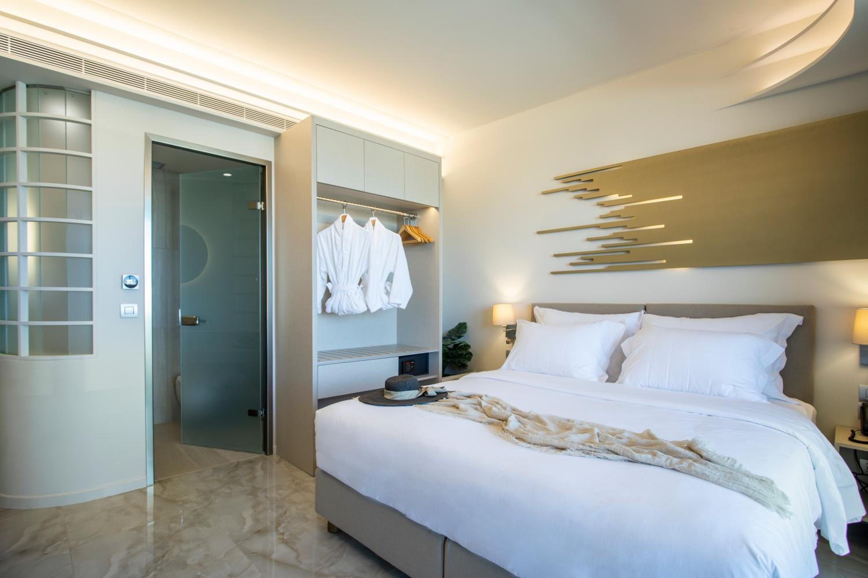 Superior Double or Twin Room with Acropolis View