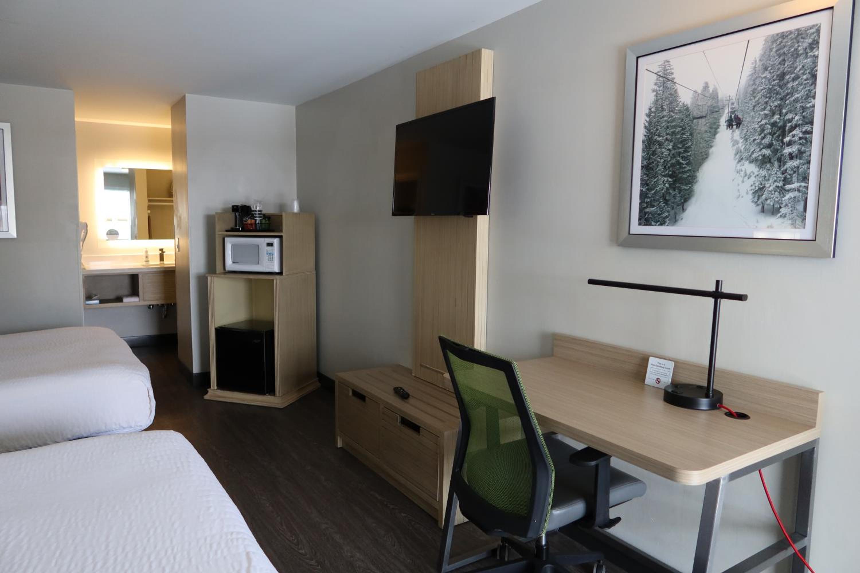 Queen Room with Two Queen Beds