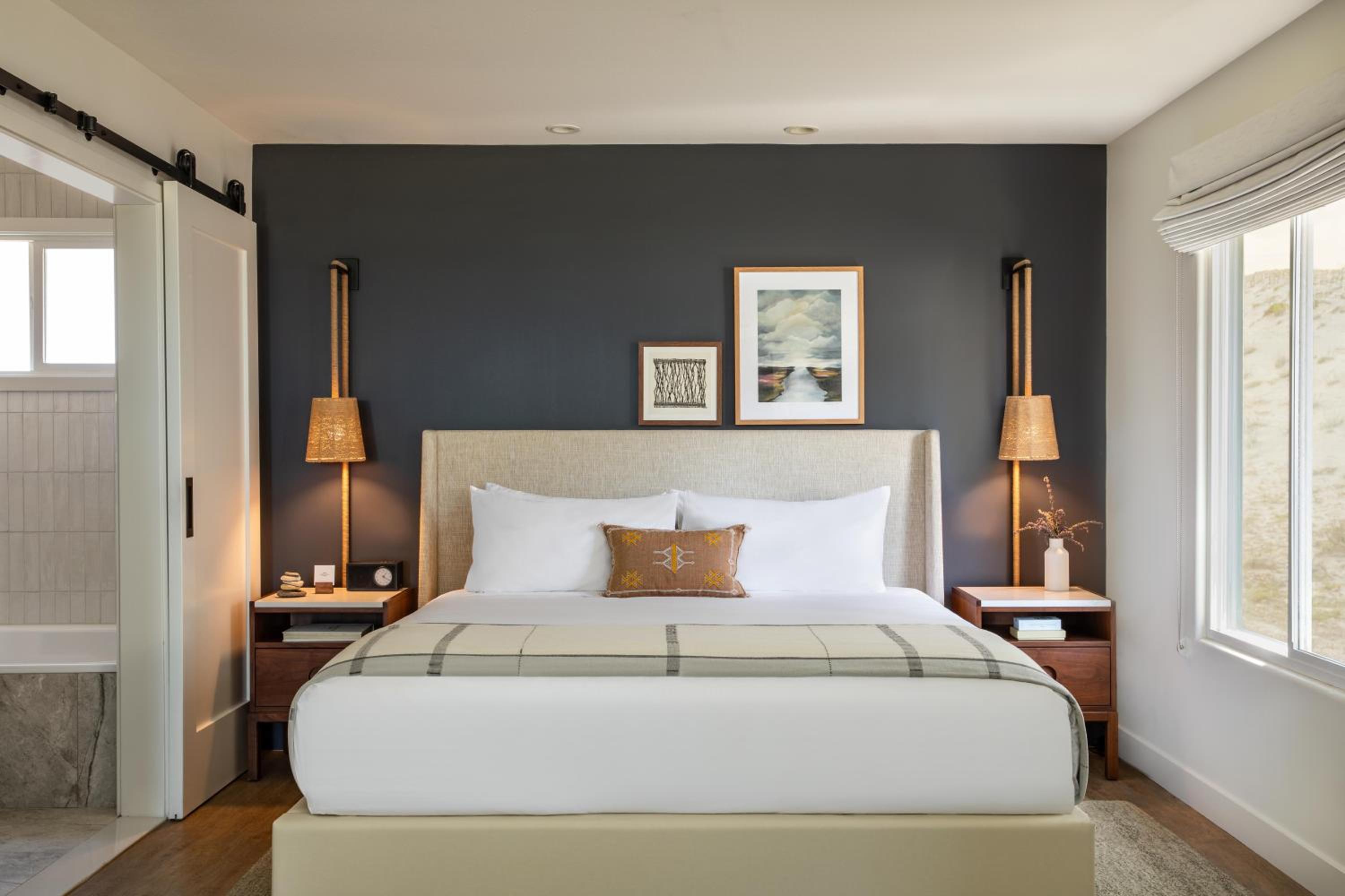 Coastal View Suite