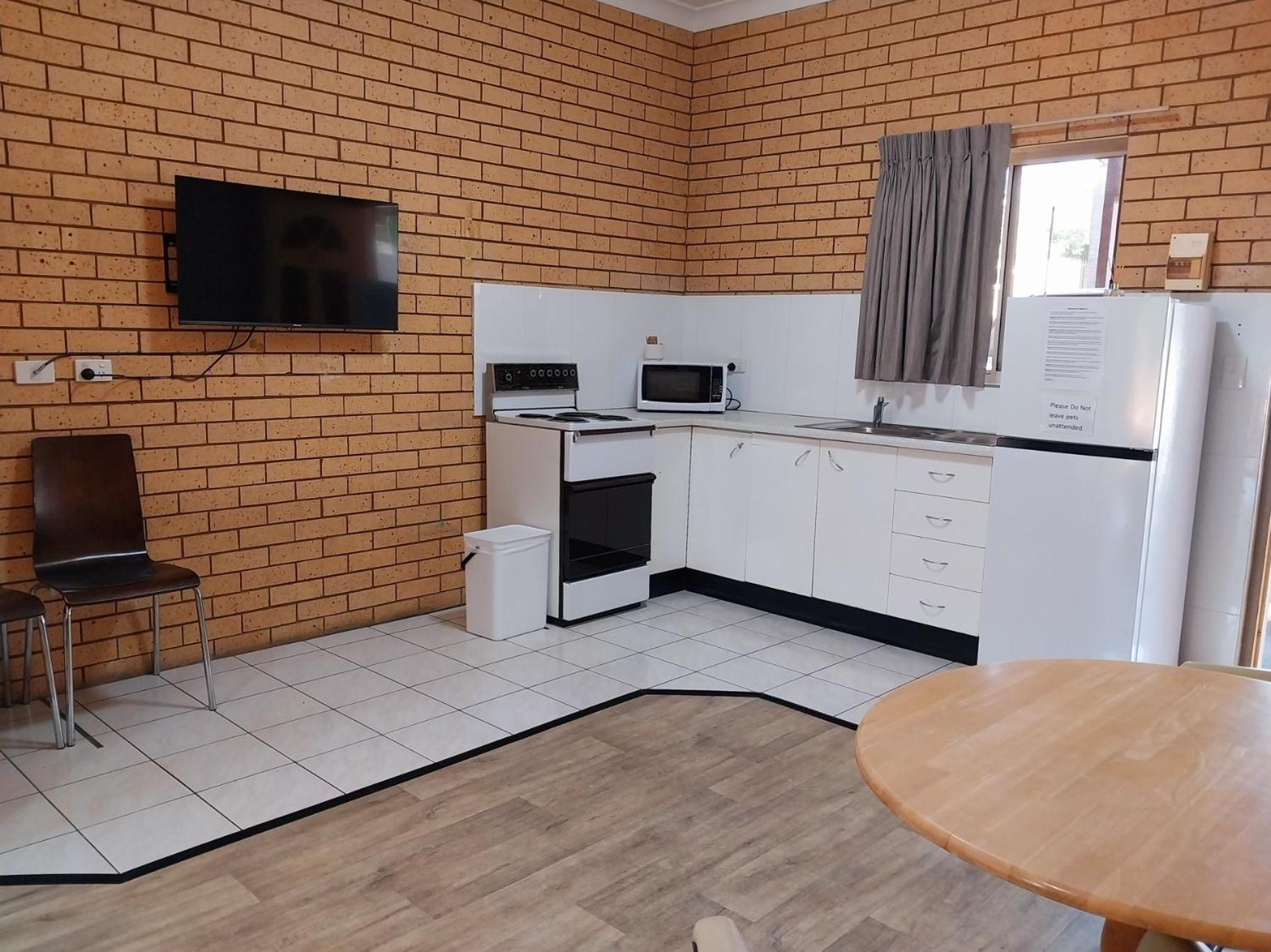 Family Apartment - Pet Friendly 