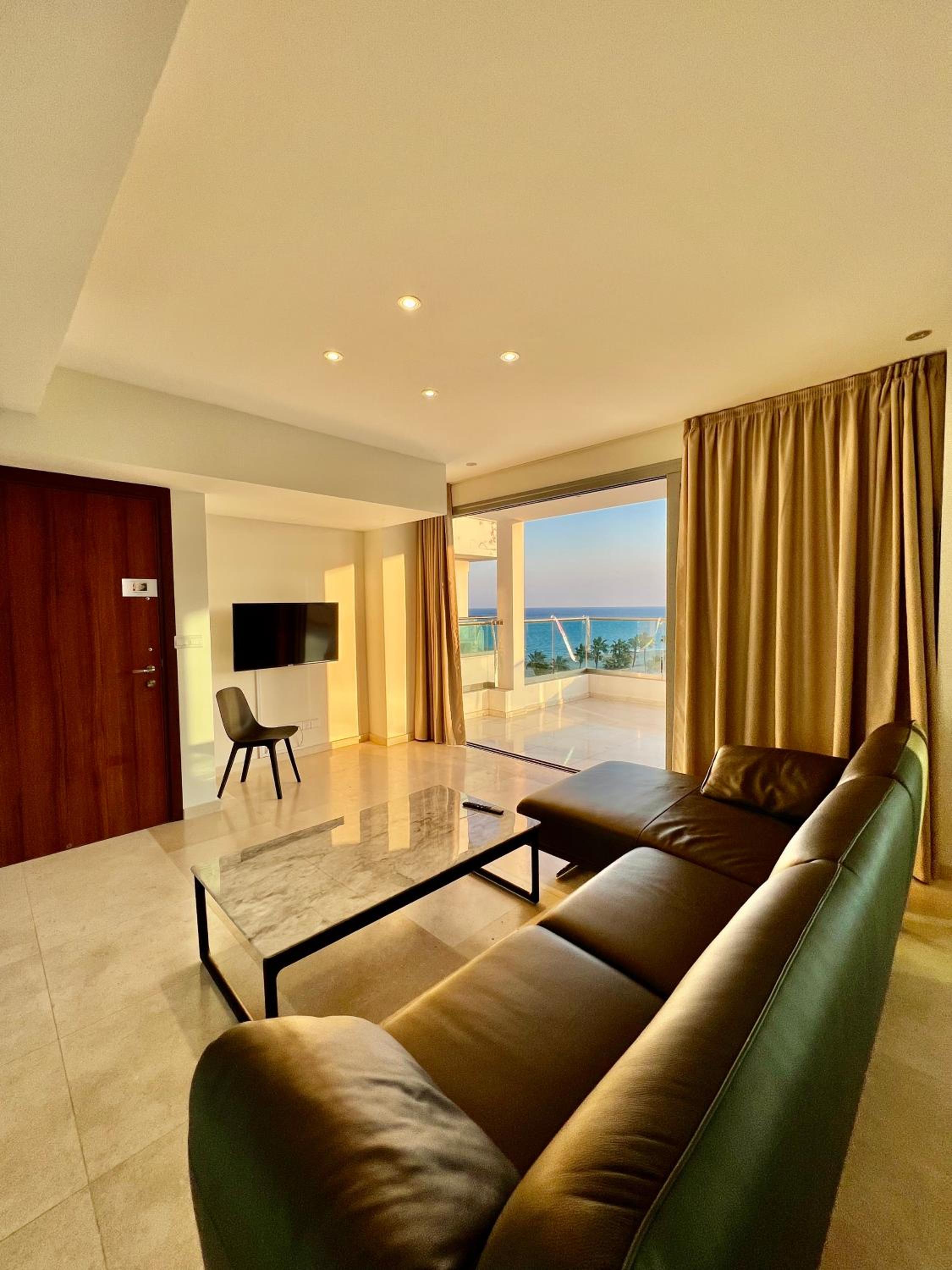 Apartment with Site Sea View