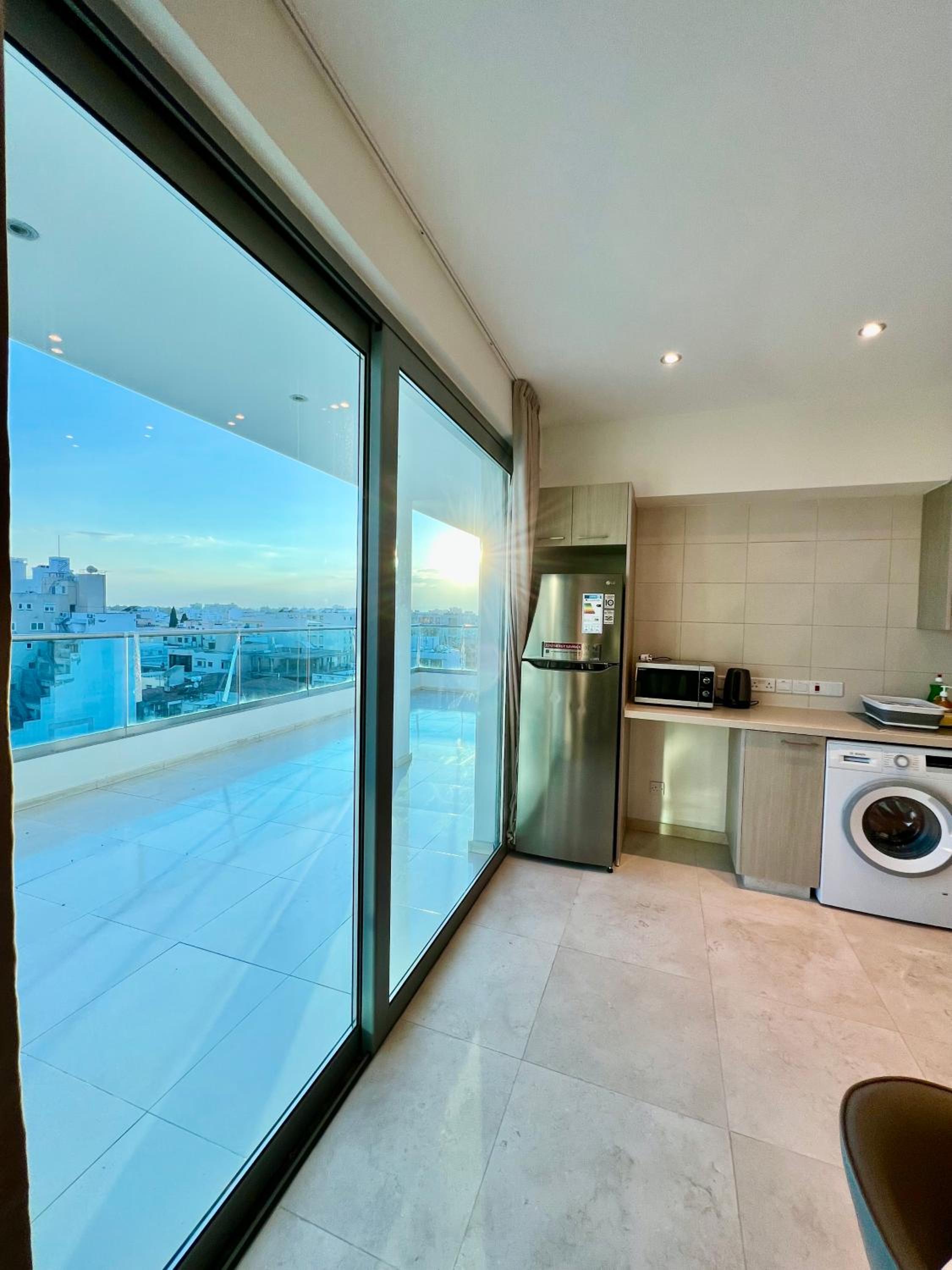 Apartment with Site Sea View