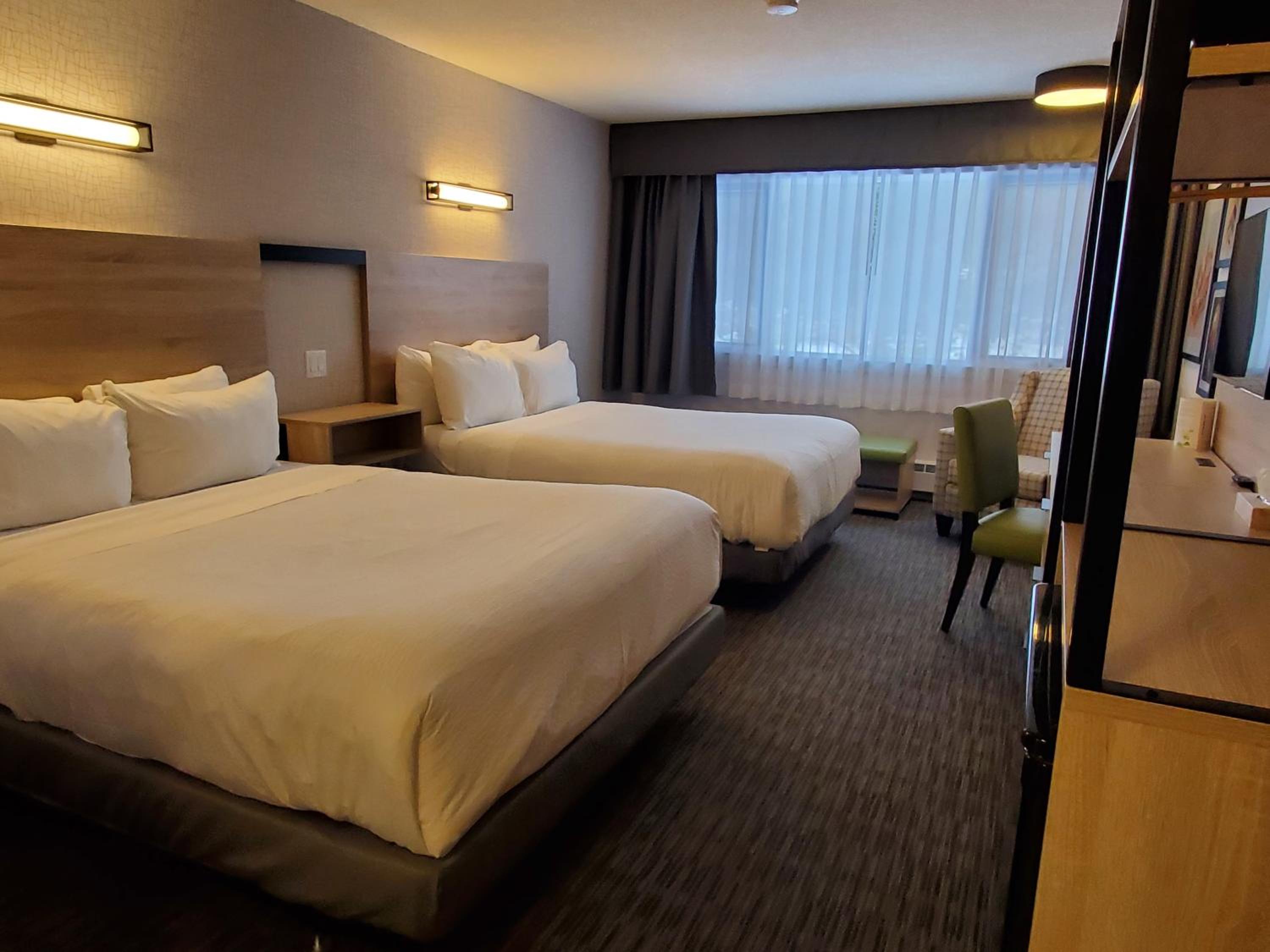 Deluxe Queen Room with Two Queen Beds