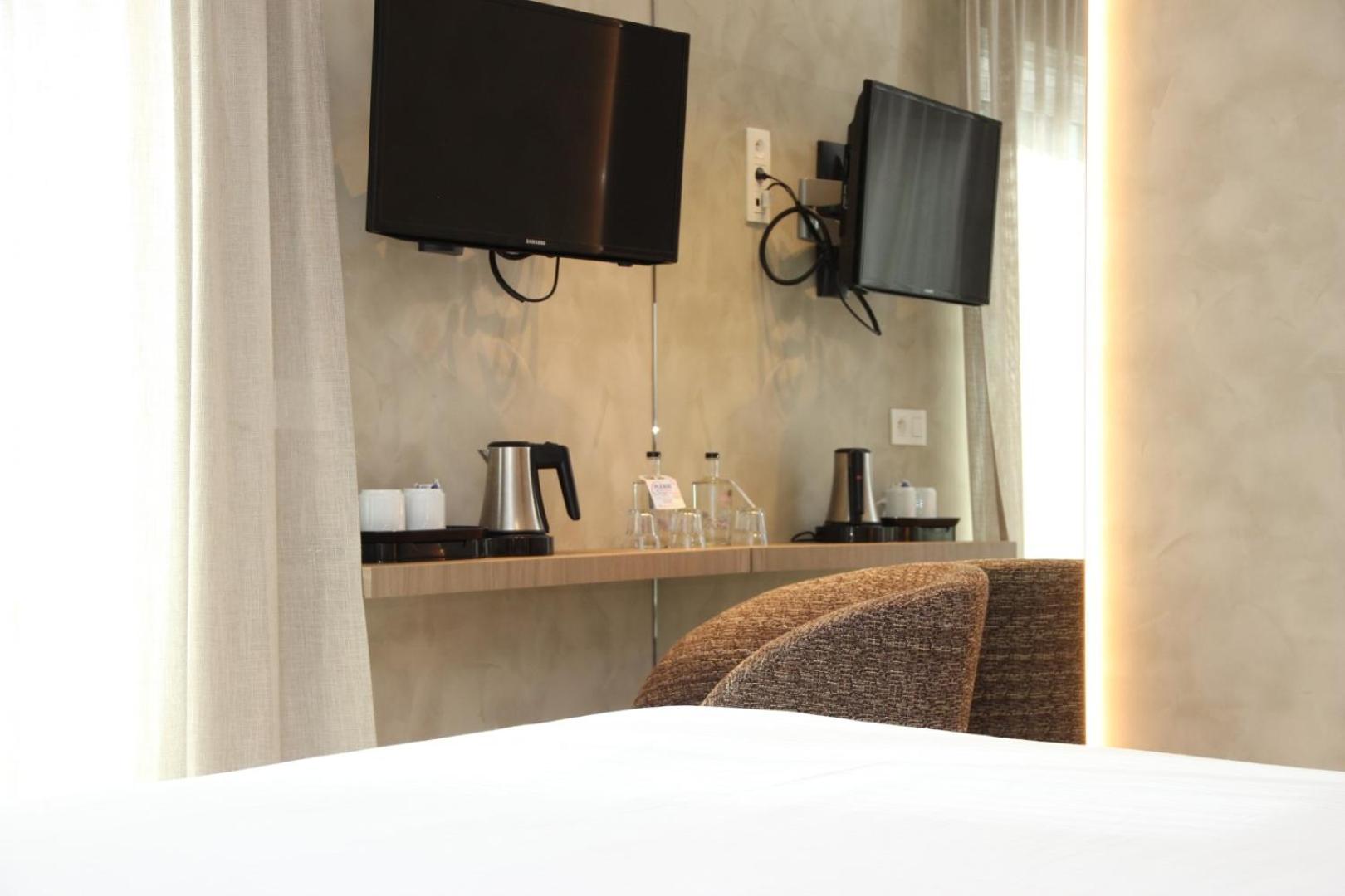 Brilliant Room with Spa Bath